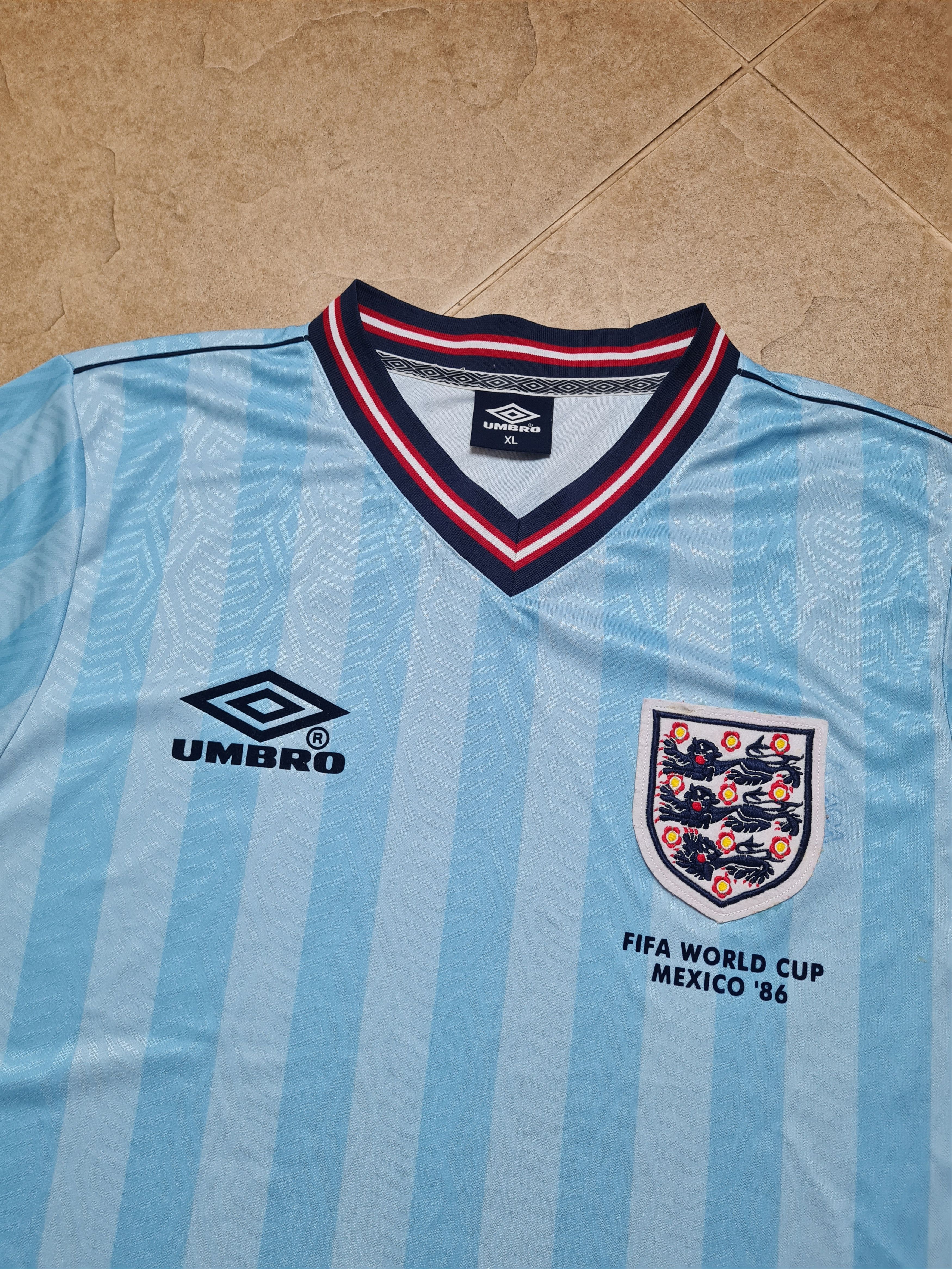 Umbro England 1986 Retro Third Football Shirt Mexico '86 World Cup Size US XL / EU 56 / 4 - 4 Thumbnail