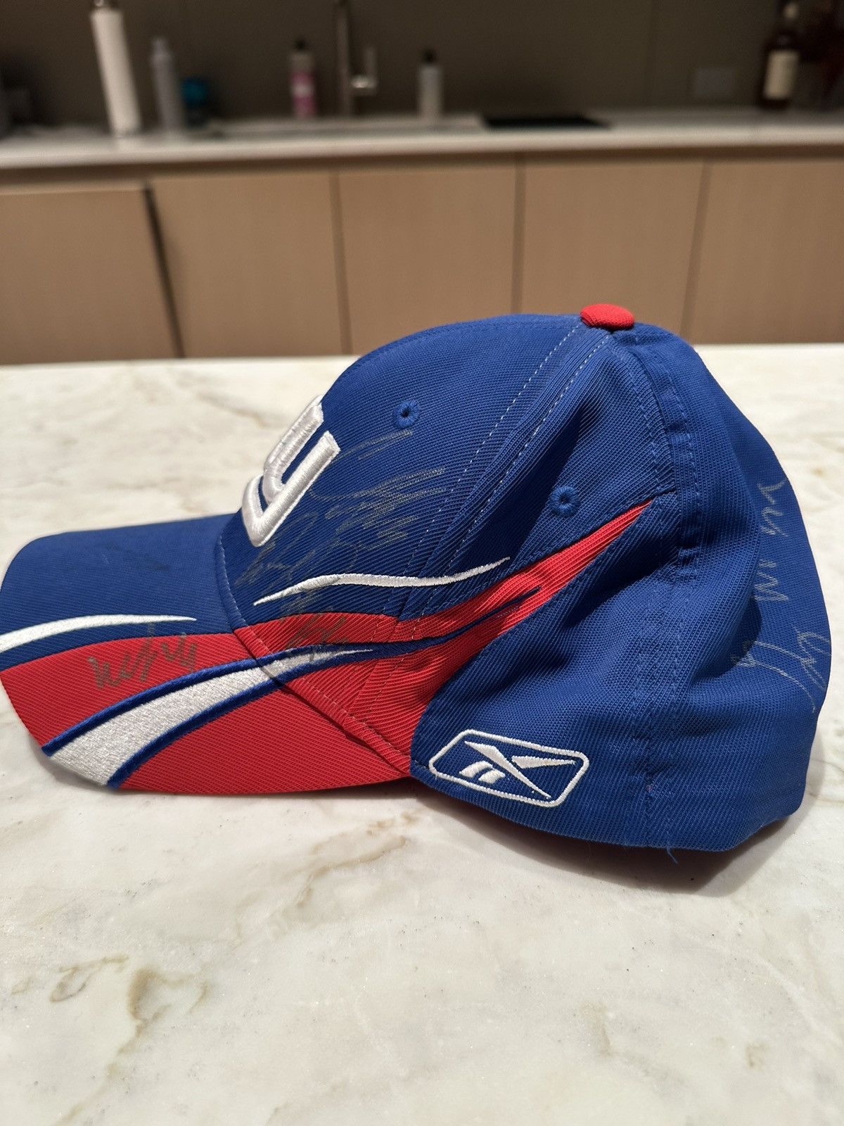 NFL NY Giants NFL Signed Hat Size ONE SIZE - 3 Thumbnail