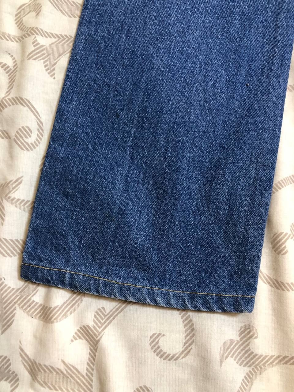 Levi's Vintage Levi’s 571 Straight Leg Jeans Classic Blue Denim Size US 32 / EU 48 - 18 Thumbnail