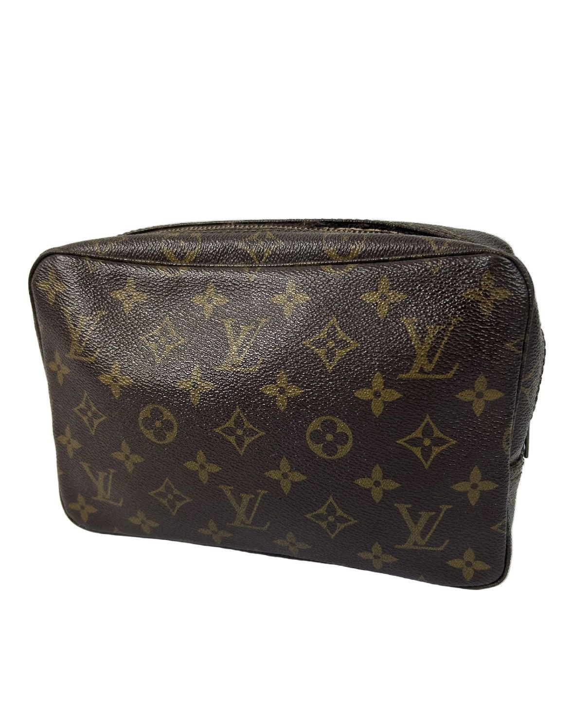 Louis Vuitton Louis Vuitton Monogram Toiletry Bag Size ONE SIZE - 1 Thumbnail