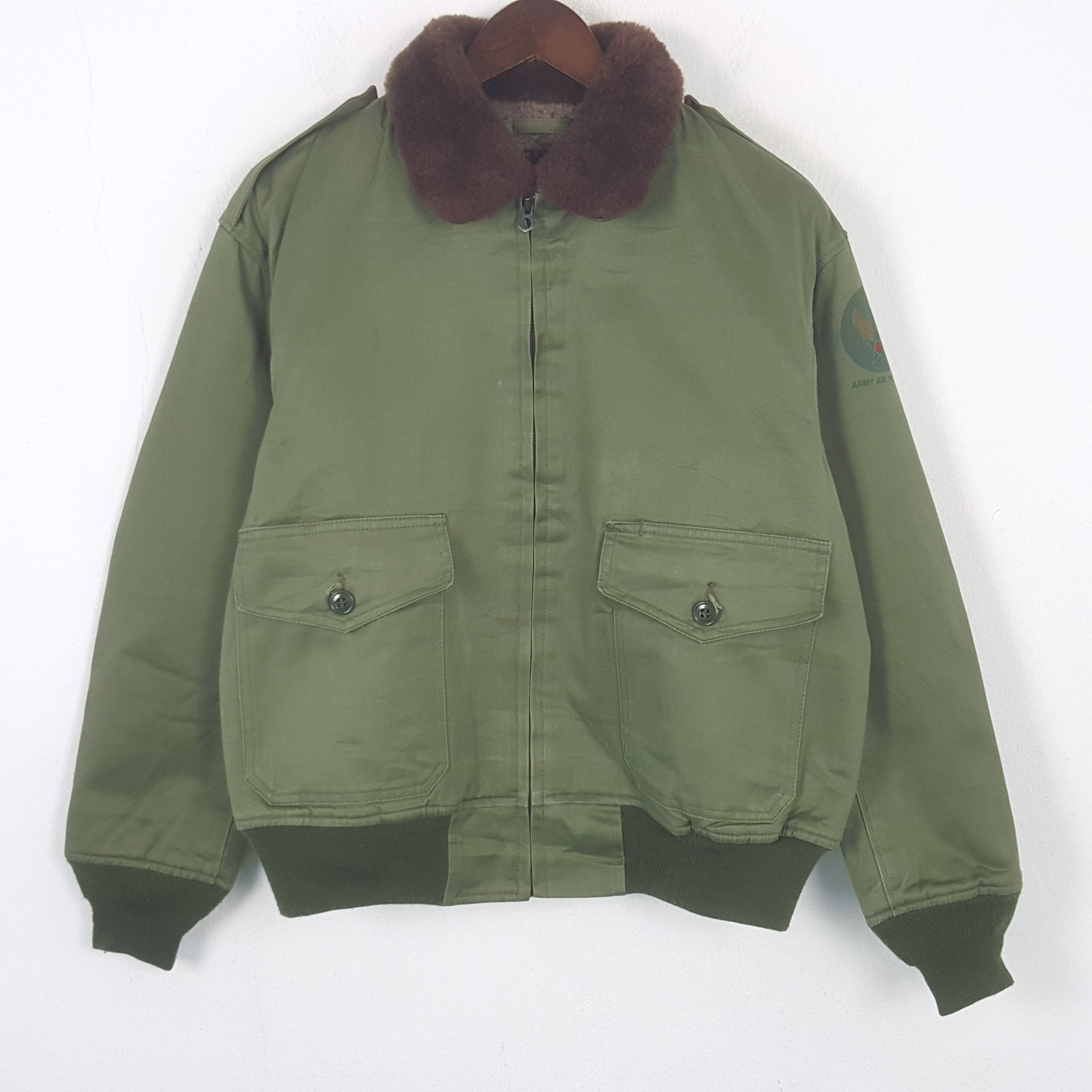 Other Vintage Army Air Force Winter Bomber Jacket Size US L / EU 52-54 / 3 - 1 Thumbnail