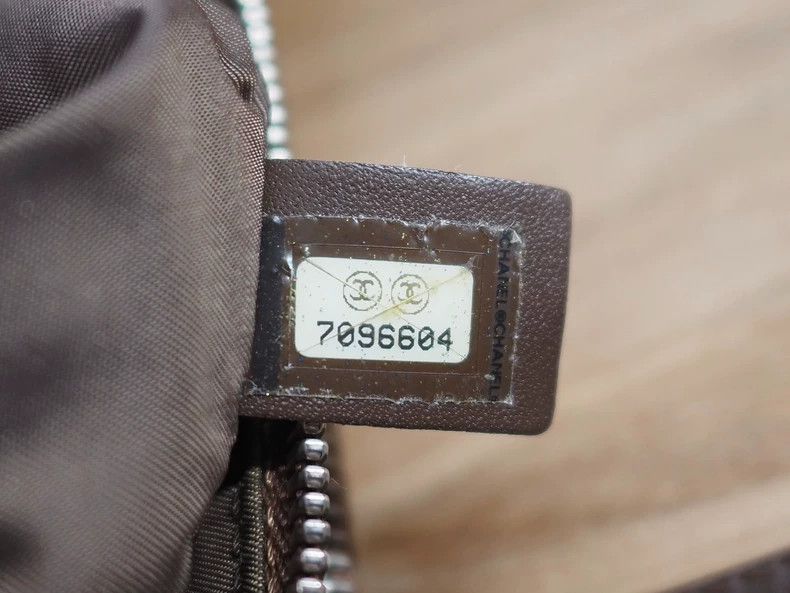 Chanel ChanelVintage brown nylon handbag 2503-Nextarrow Size ONE SIZE - 8 Thumbnail