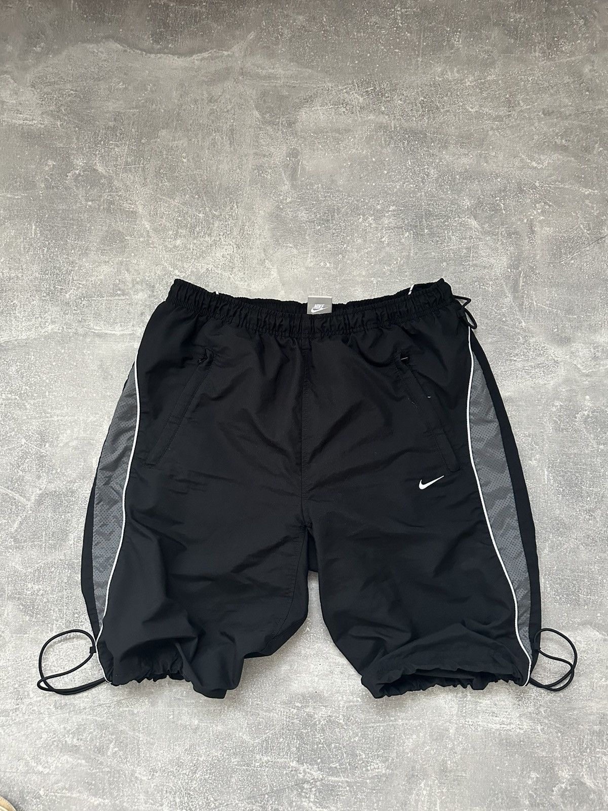 Nike × Vintage Vintage Nike Drill Swoosh Y2K Nylon Shorts Size US 32 / EU 48 - 1 Thumbnail
