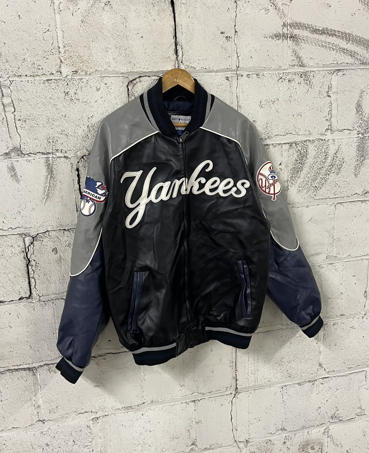 New York Yankees Vintage NY Yankees leather jacket 90s rare hype streetwear Size US L / EU 52-54 / 3 - 1 Thumbnail