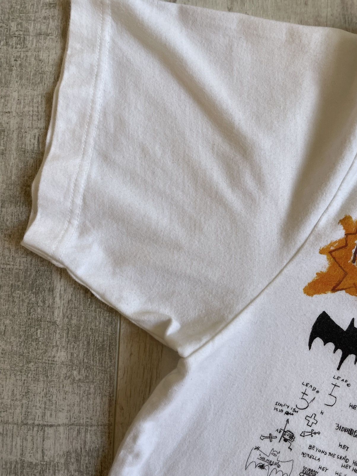 Jean-Michel Basquiat × Uniqlo Jean Michel Basquiat x Uniqlo T-Shirt Art Printed Size US S / EU 44-46 / 1 - 7 Thumbnail