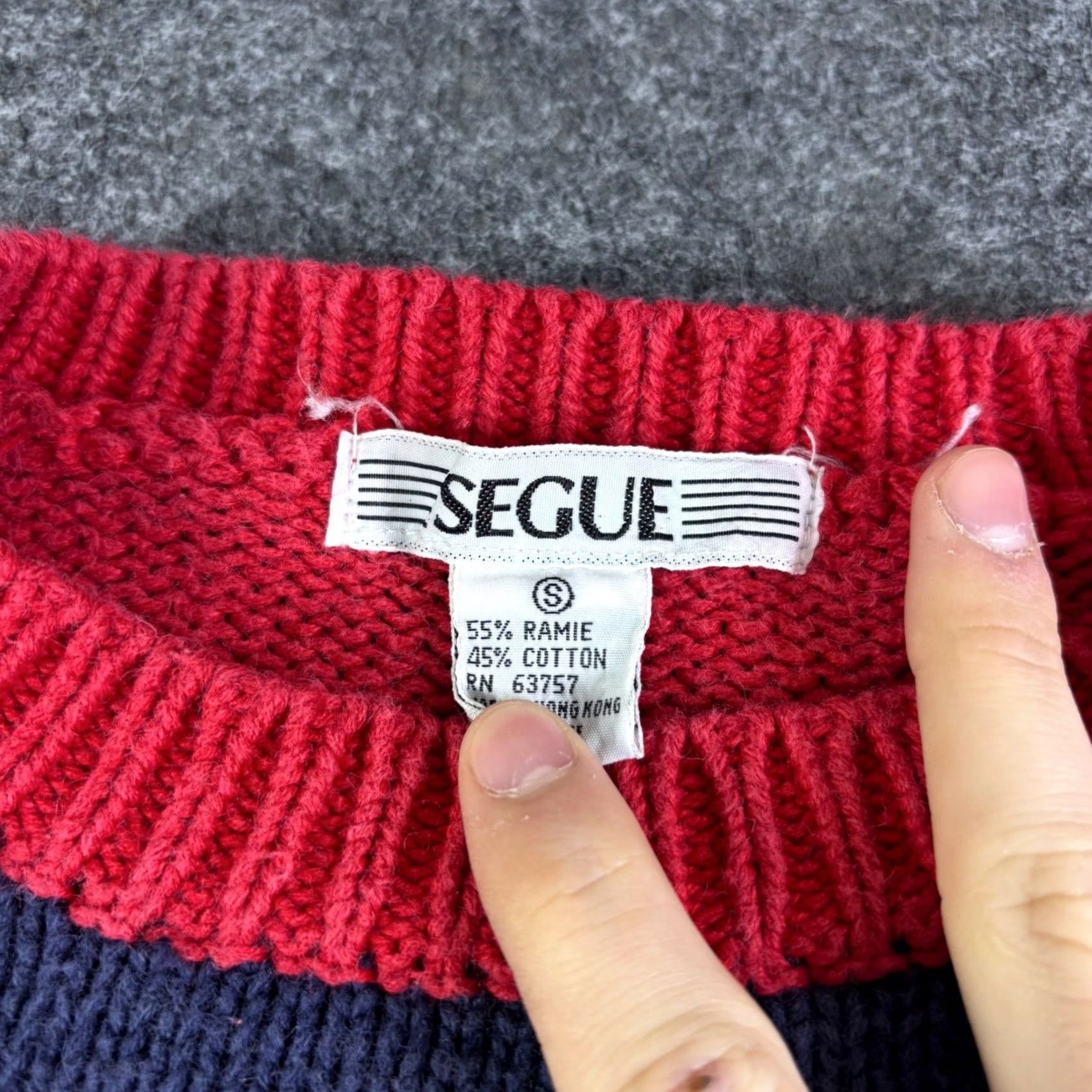 Vintage VINTAGE Segue Sweater Paisley Red Knit Crewneck 90s Pullover S Women Size S / US 4 / IT 40 - 3 Thumbnail