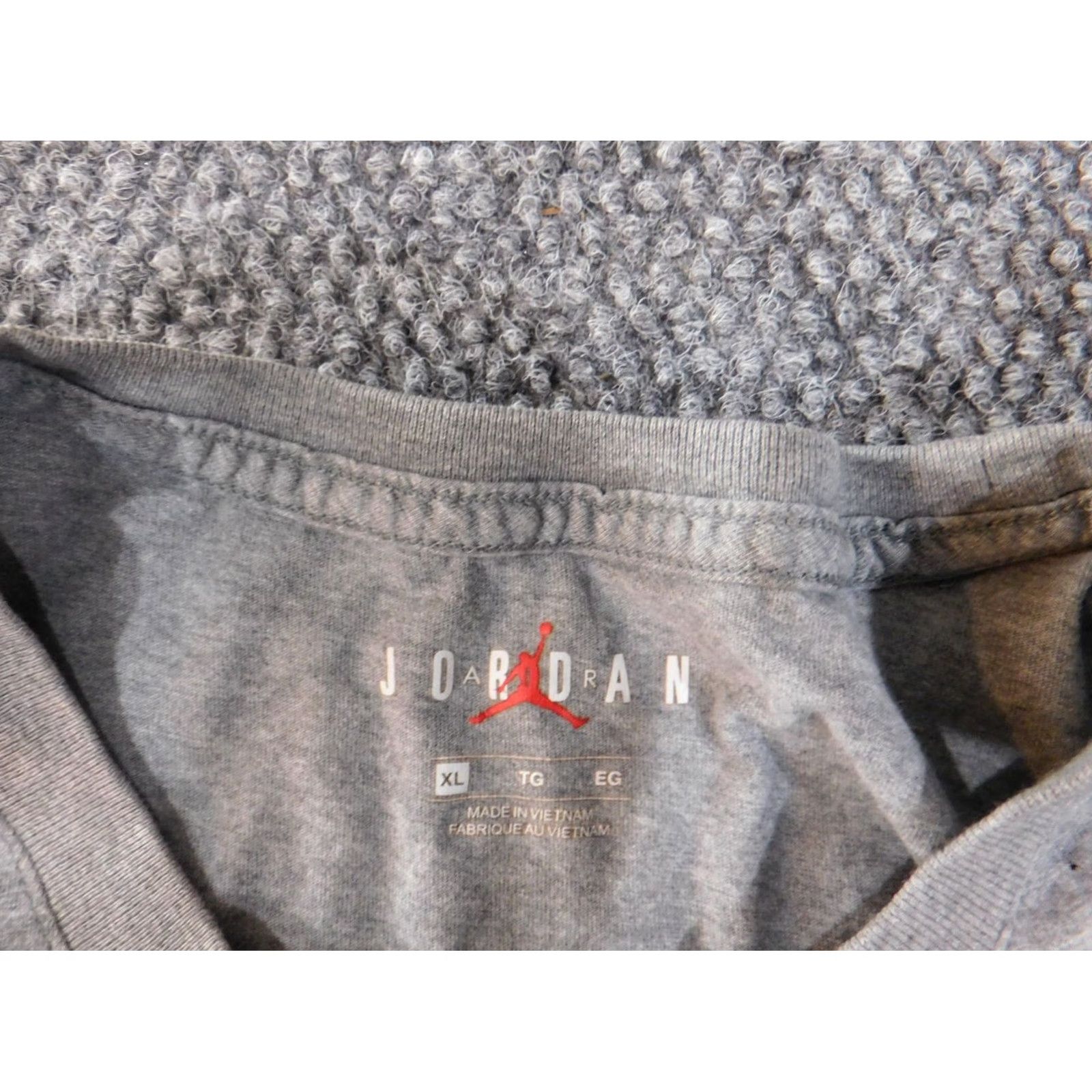 Jordan Brand Nike Jordan Shirt Mens XL Gray Graphic tee MJ Casual Crew Neck Short Sleeve Cotton T-Shirt Logo Classic Breatherable (Breathable) Size US XL / EU 56 / 4 - 4 Thumbnail