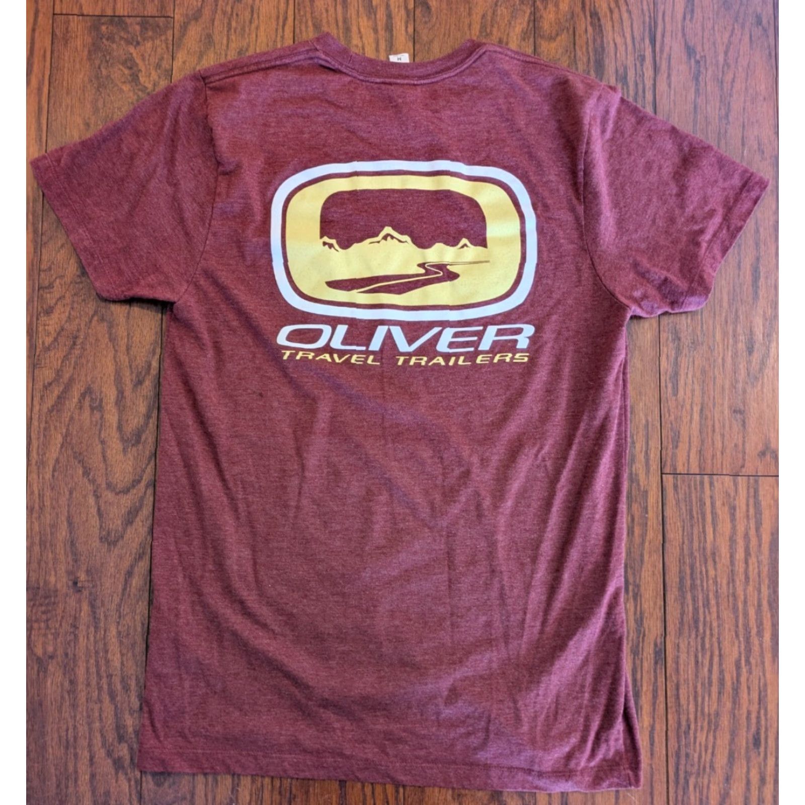Tultex Oliver Travel Trailers Logo T Shirt Medium Nice Hohenwald TN Nice Legacy Elite Size US M / EU 48-50 / 2 - 3 Thumbnail