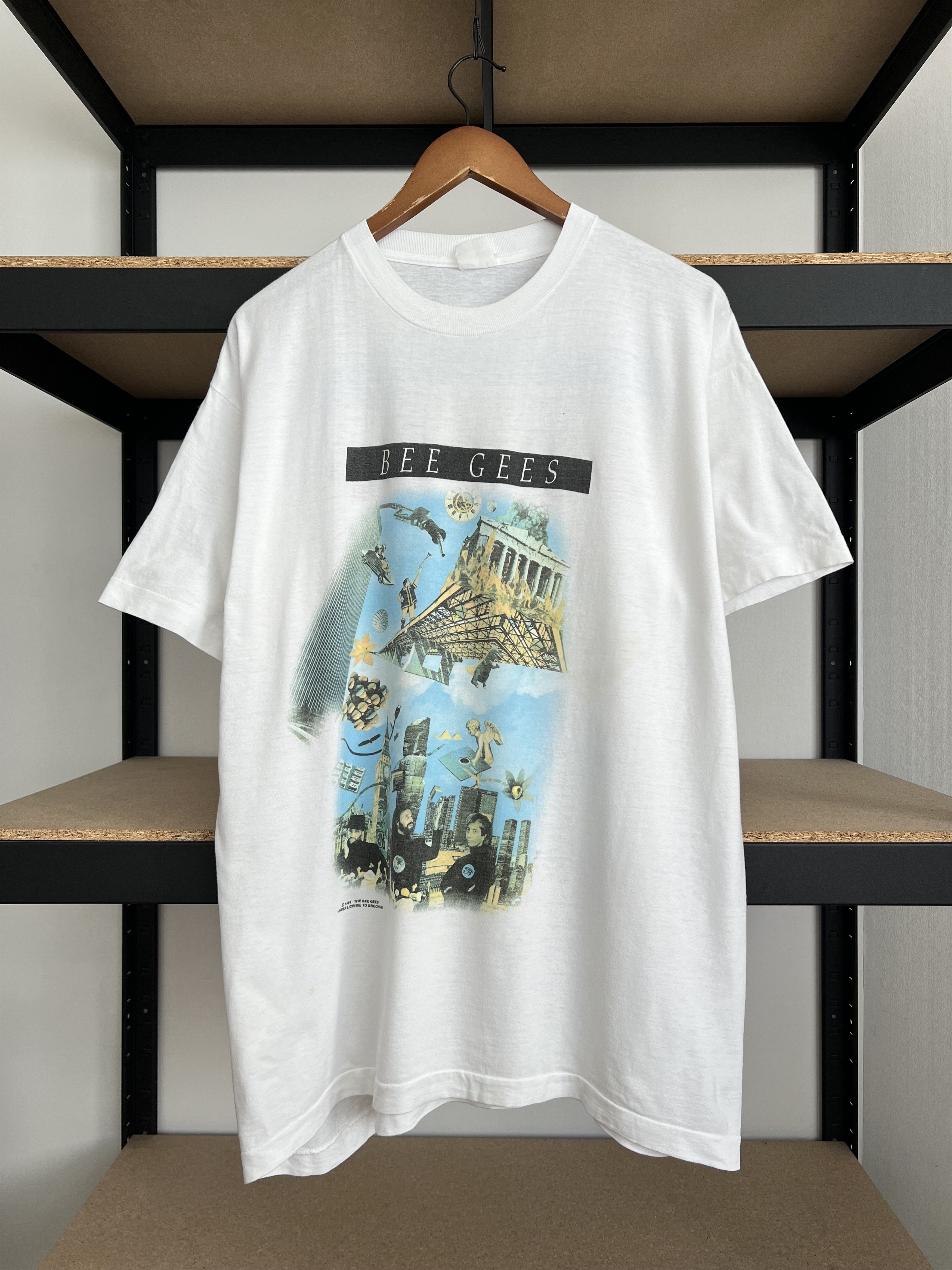 Band Tees Vintage 1991 Bee Gees High Civilization Promo White T-shirt Size US XL / EU 56 / 4 - 1 Thumbnail