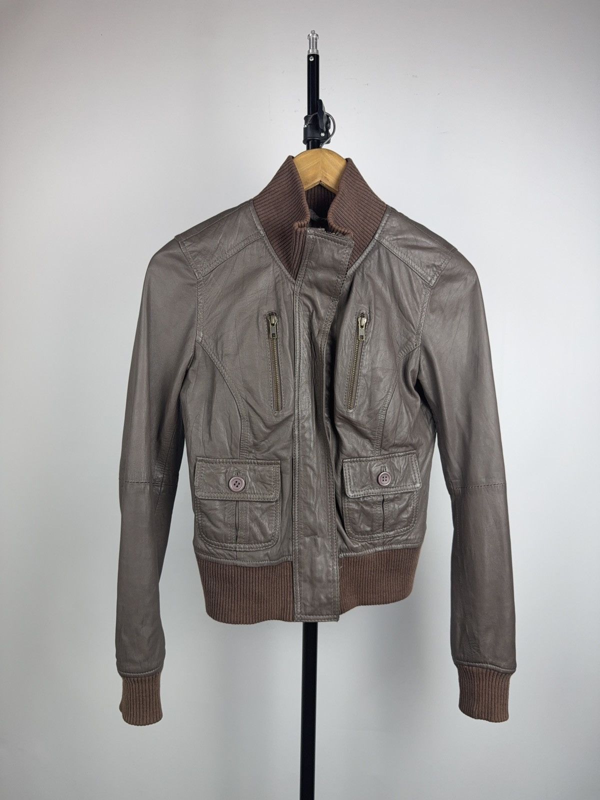 Genuine Leather Saint Tropez Cropped Rock Punk Leather Bomber Jacket XS Y2K Size XS / US 0-2 / IT 36-38 - 1 Thumbnail