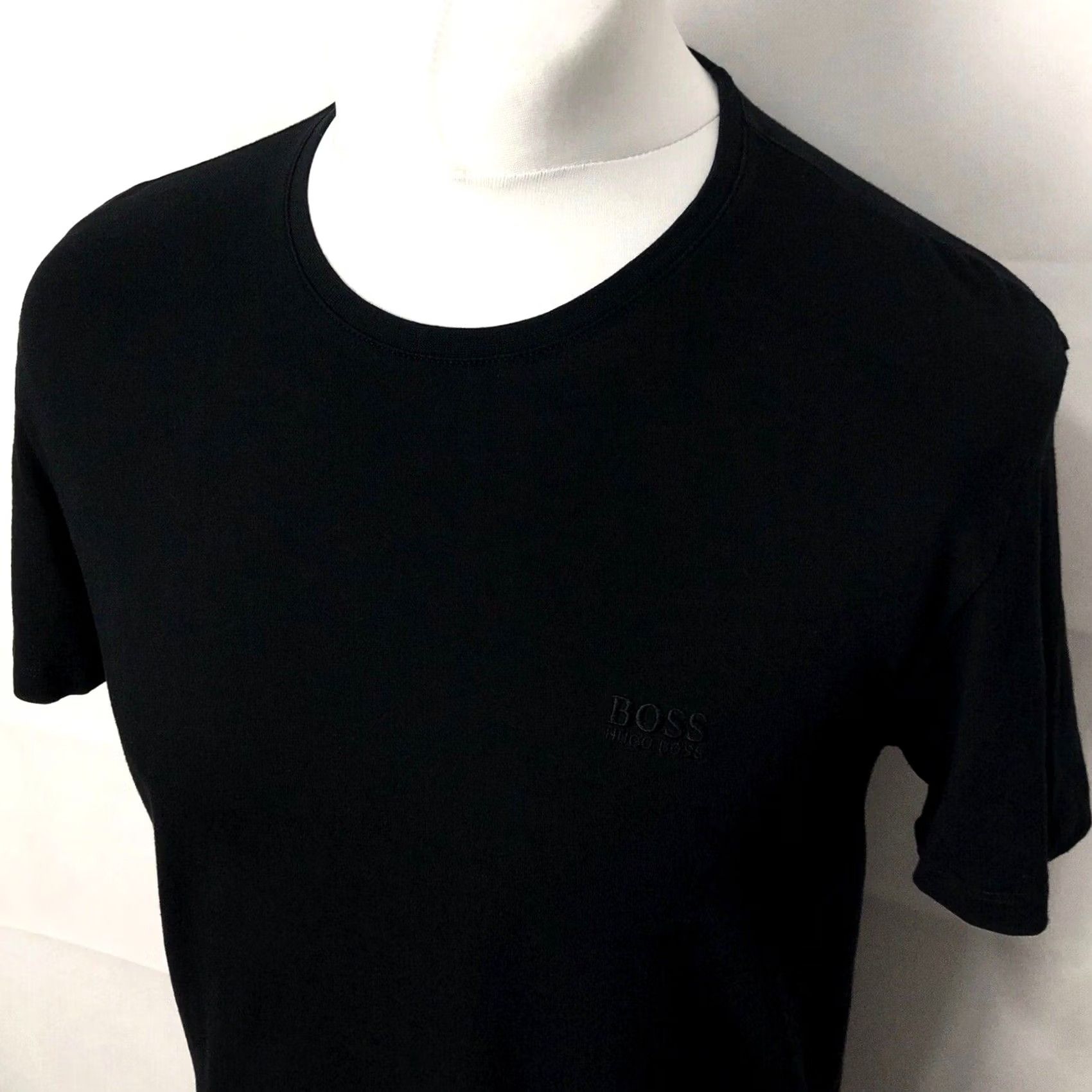 Hugo Boss HUGO BOSS T Shirt Men’s S Black Short Sleeve Crew Neck Regular Warm Cotton Top In Black Mens Regular Size S Size US S / EU 44-46 / 1 - 3 Thumbnail