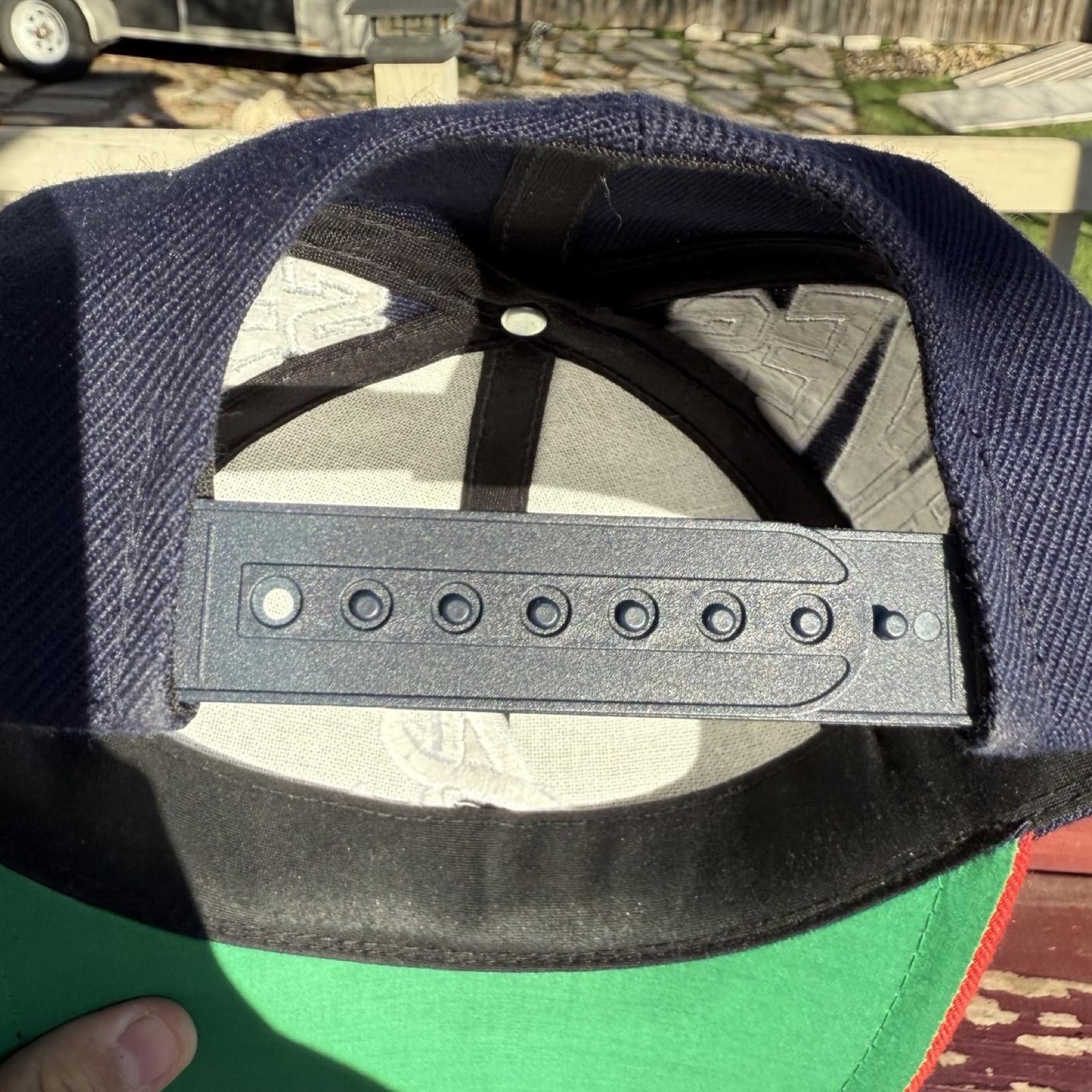 Designer 90s Atlanta Braves Hat Size ONE SIZE - 6 Thumbnail