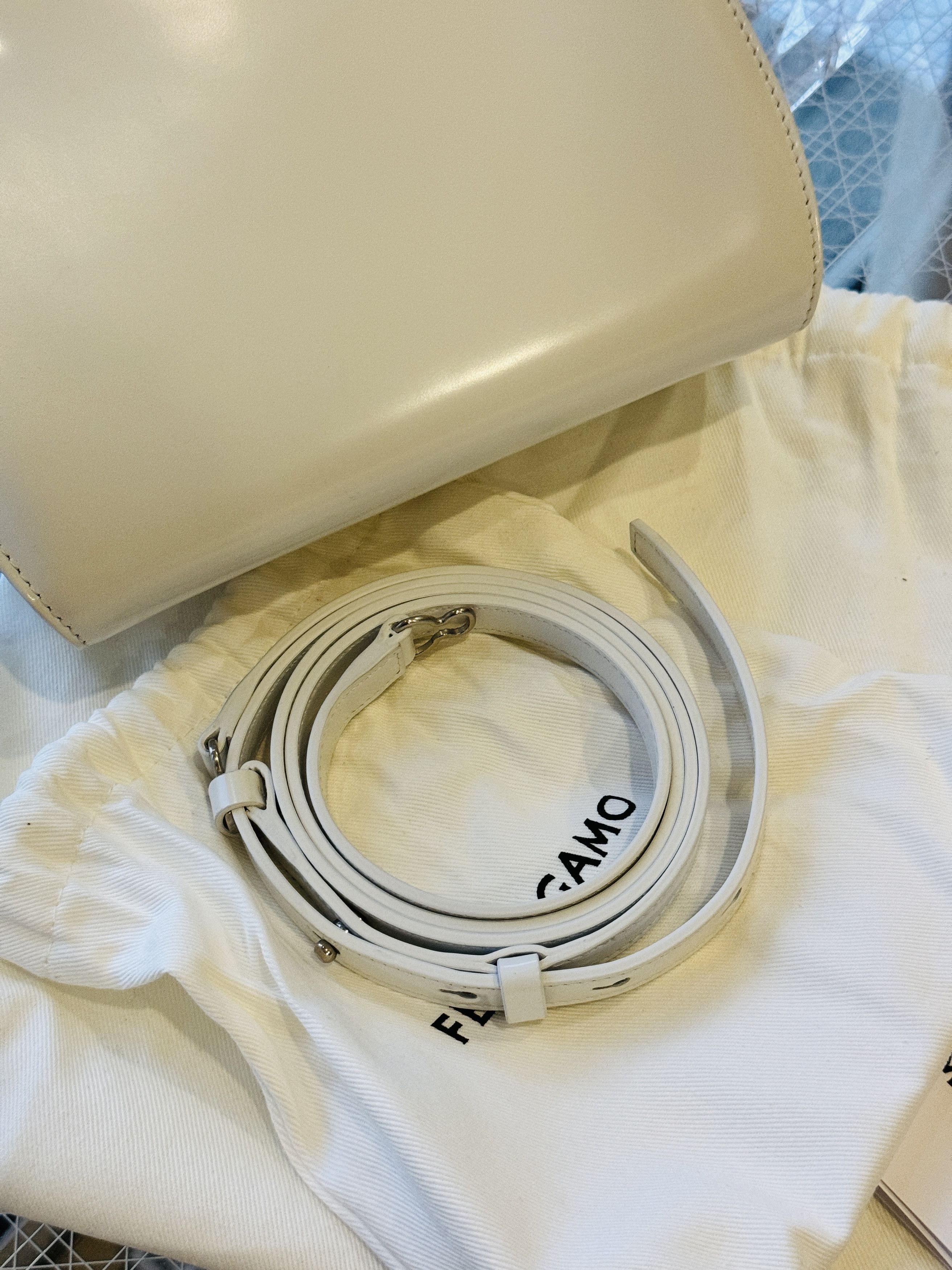 Salvatore Ferragamo Ferragamo Mini Wanda Bag Size ONE SIZE - 7 Thumbnail