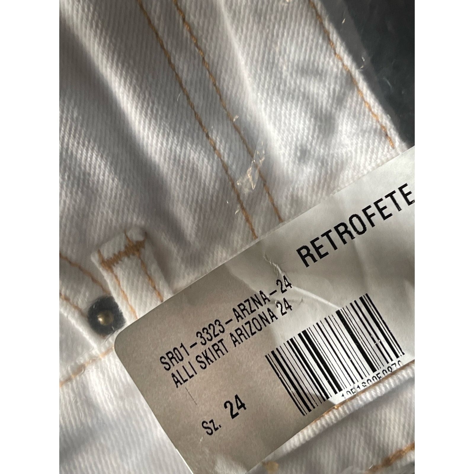 SER.O.YA Ser.O.Ya Alli Distressed Mini Denim Skirt White 24 NEW Size 24" / US 00 / IT 34 - 9 Thumbnail