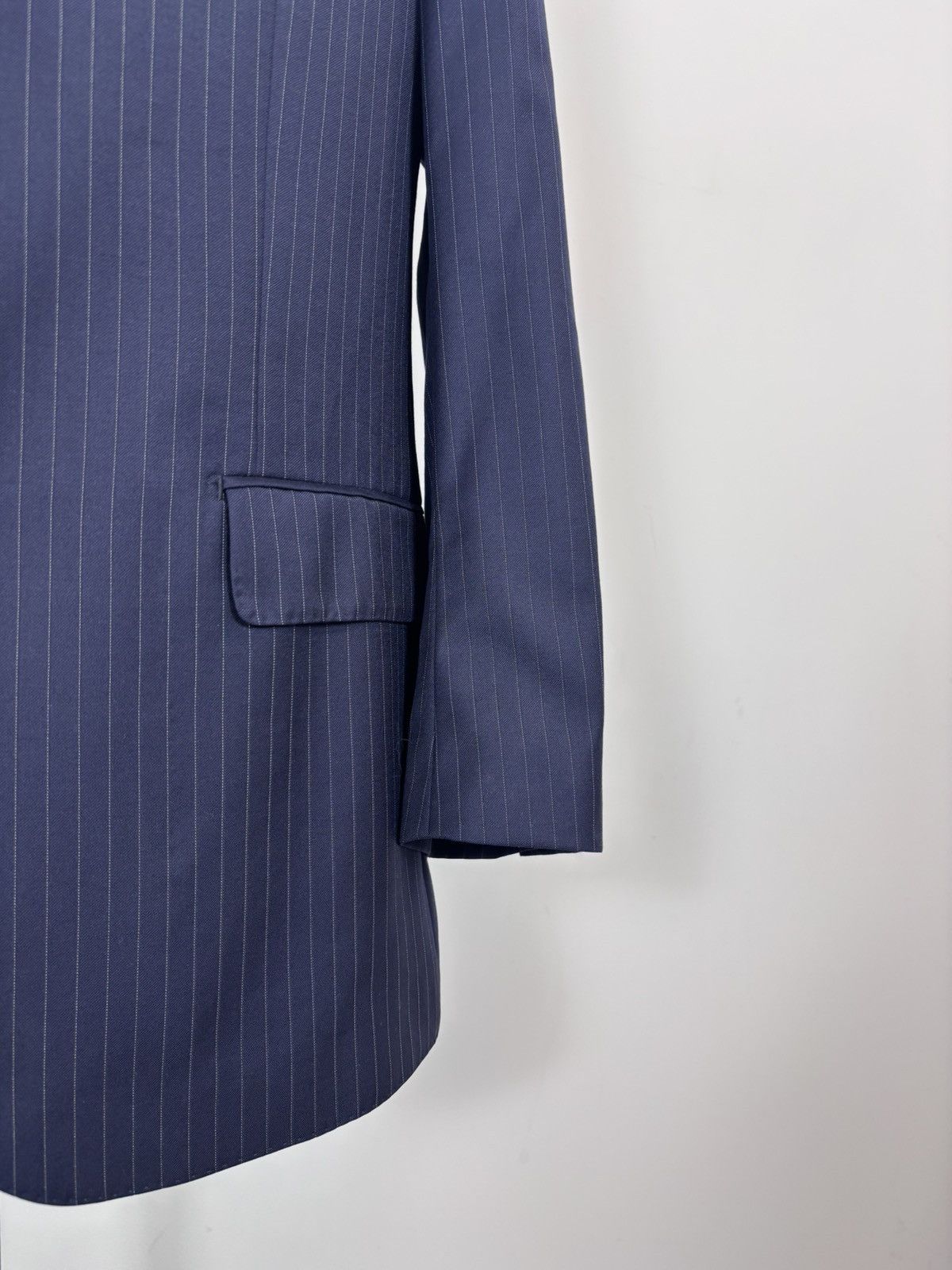 Suitsupply Suitsupply Men’s 2-Piece Navy Blue Pinstripe Wool Suit Size 44R - 5 Thumbnail