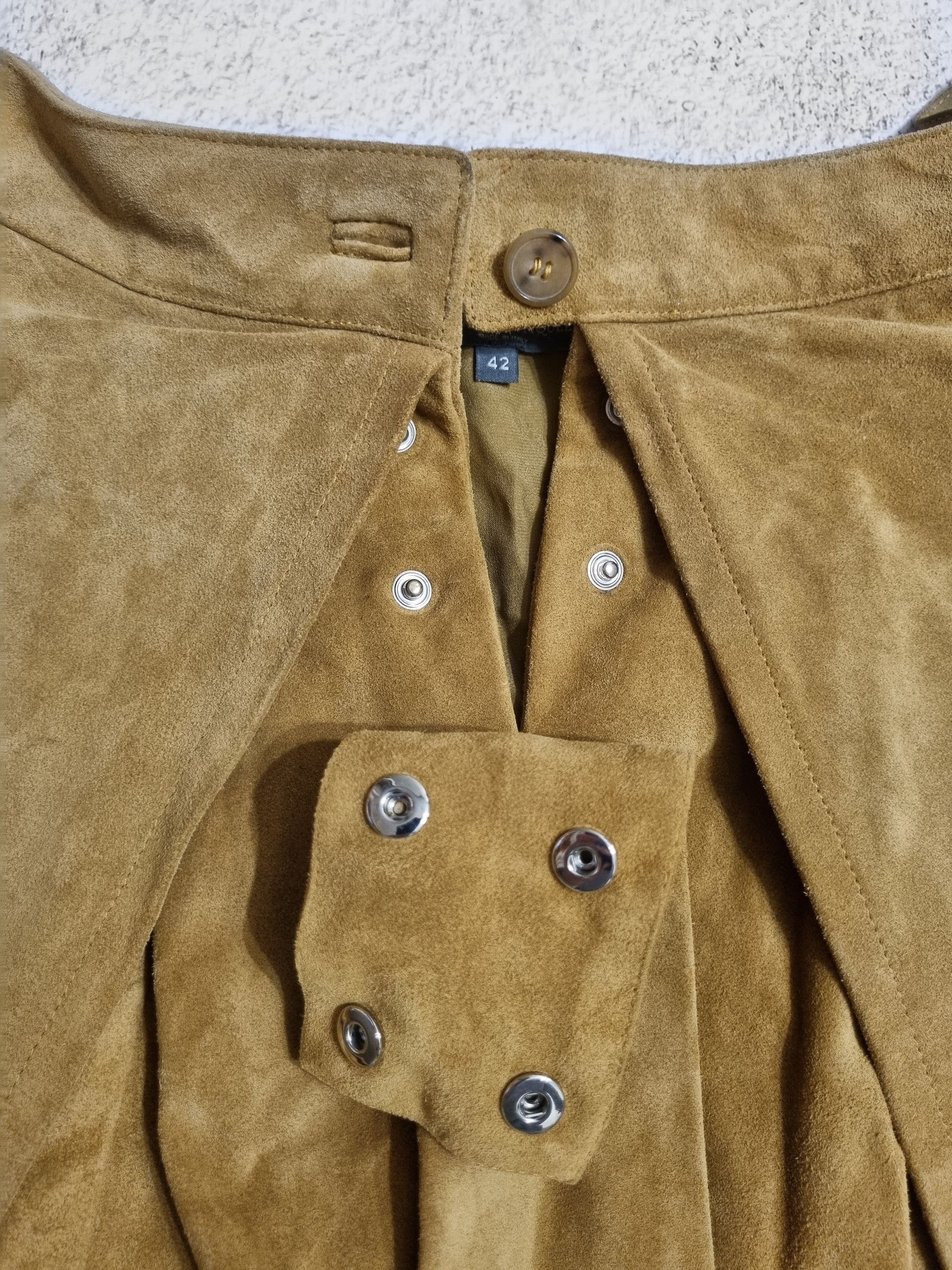 Alexander McQueen Rare Alexander McQueen Vintage Genuine Leather Mini Skirt Size 28" / US 6 / IT 42 - 10 Thumbnail
