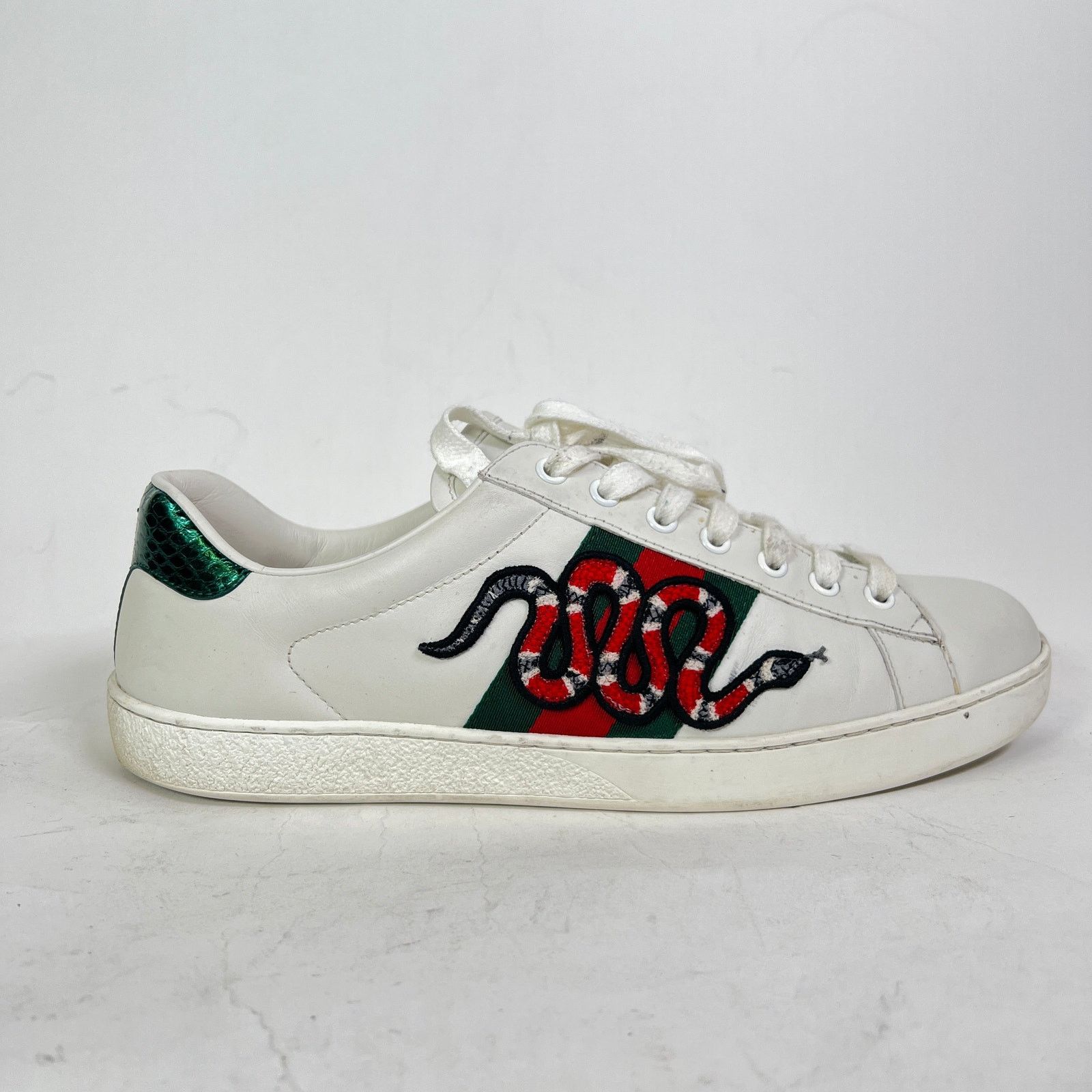 Gucci Gucci White Embroidered Snake Ace Lowtop Sneakers Size US 7.5 / EU 40-41 - 1 Thumbnail
