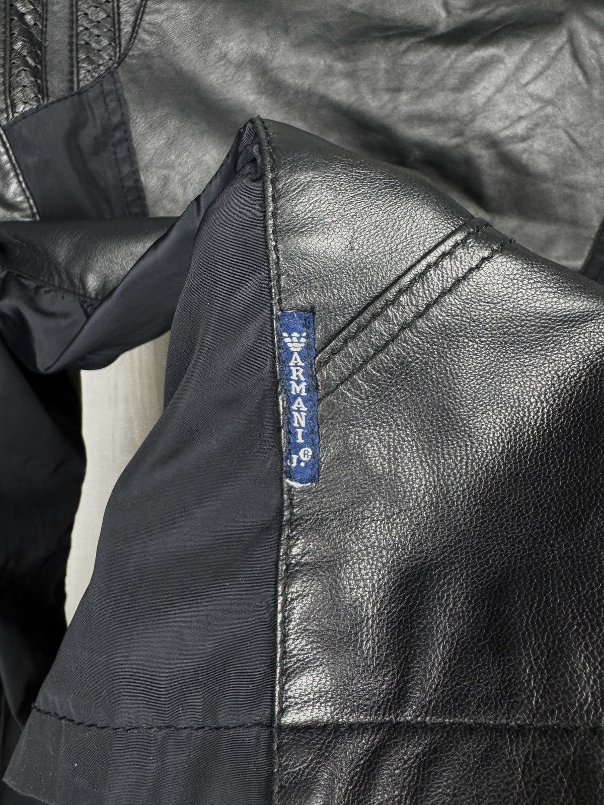 Armani VTG Armani Jeans Ovine Leather Women Motorcycle Biker Jacket Size M / US 6-8 / IT 42-44 - 8 Thumbnail