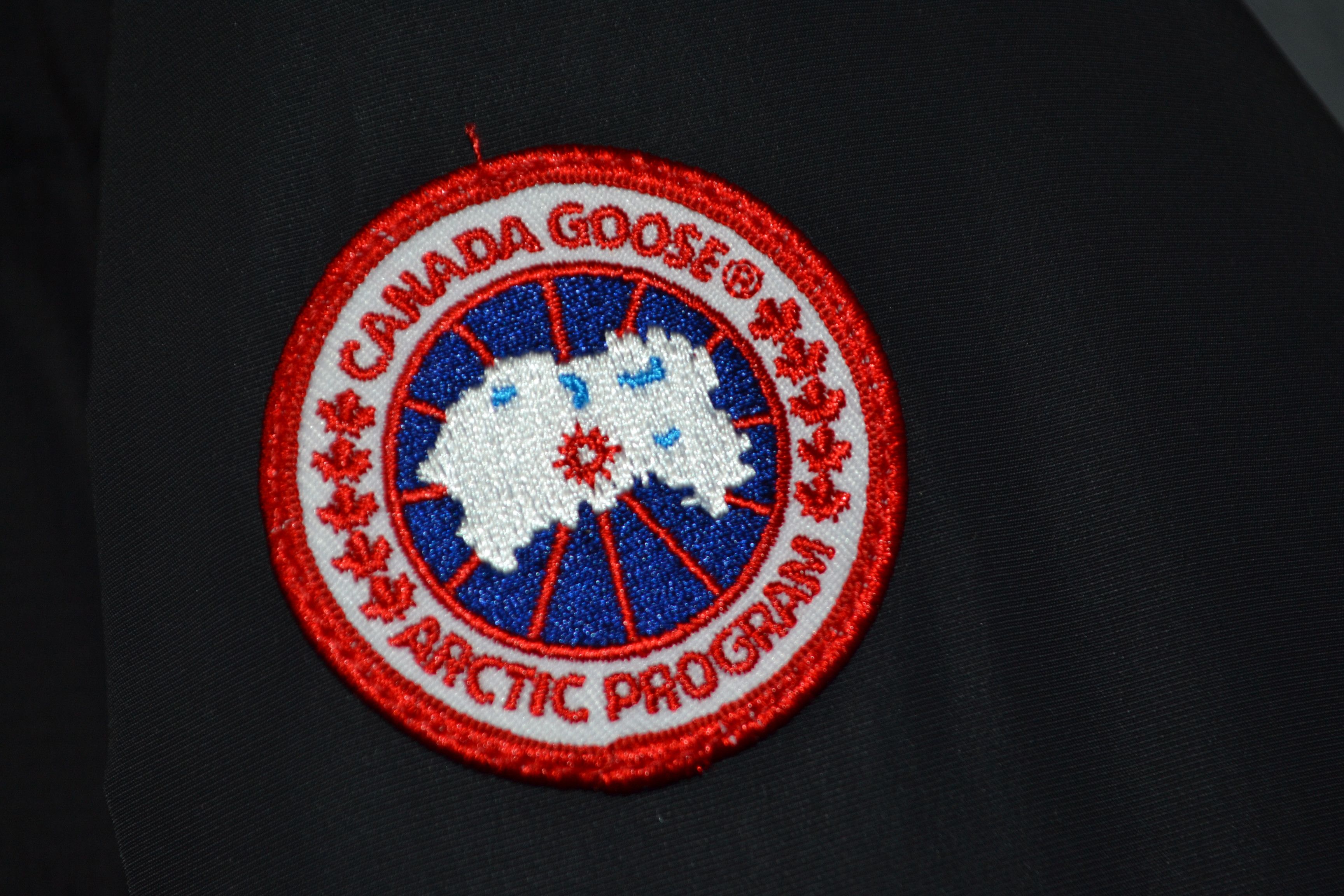 Canada Goose Canada Goose L Size Toronto Jacket Down Parka 1049M Size US L / EU 52-54 / 3 - 3 Thumbnail