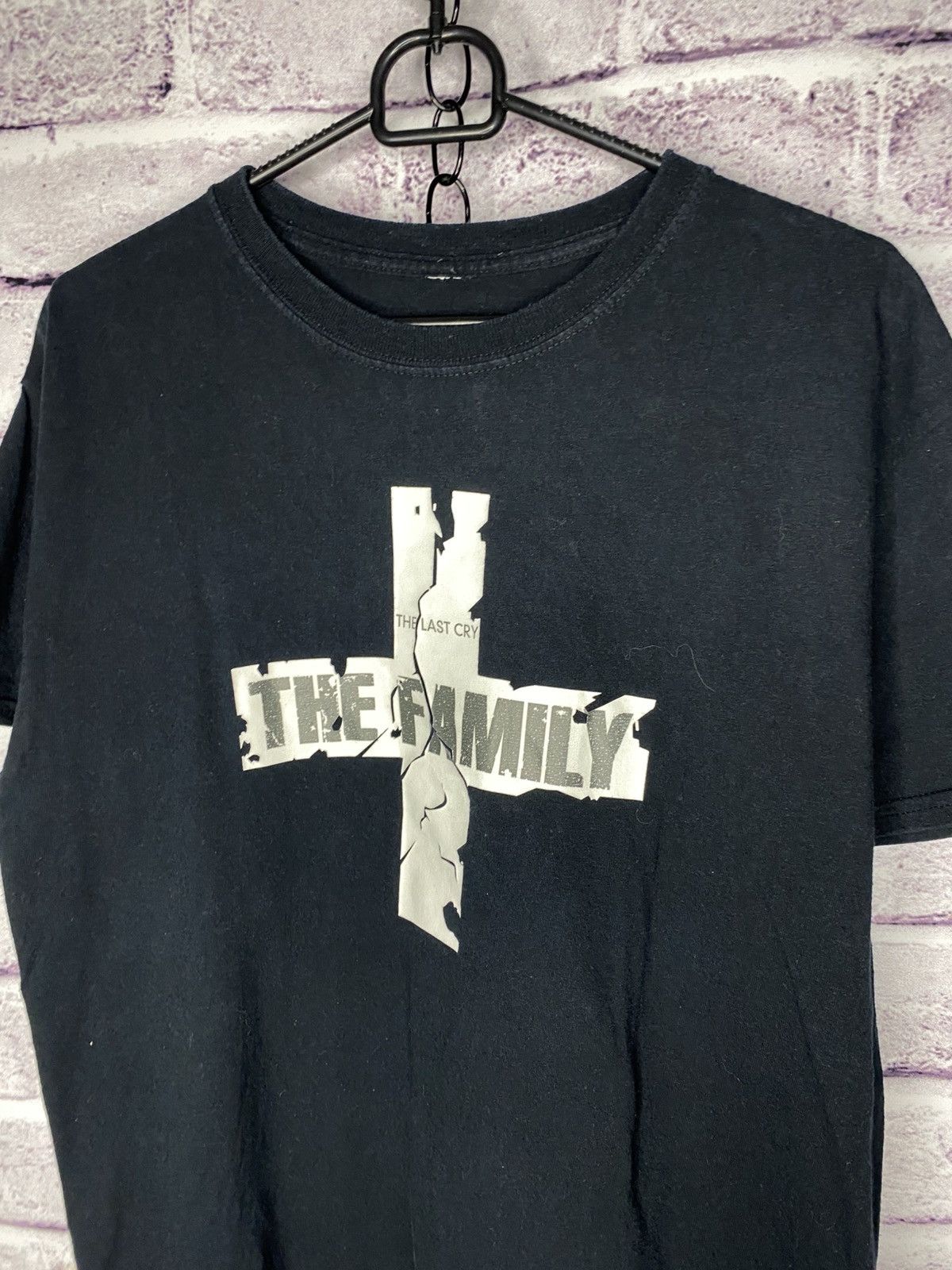 Band Tees Men's Vintage 00s T-Shirt The Family The Last Cry Tee Size US S / EU 44-46 / 1 - 2 Thumbnail