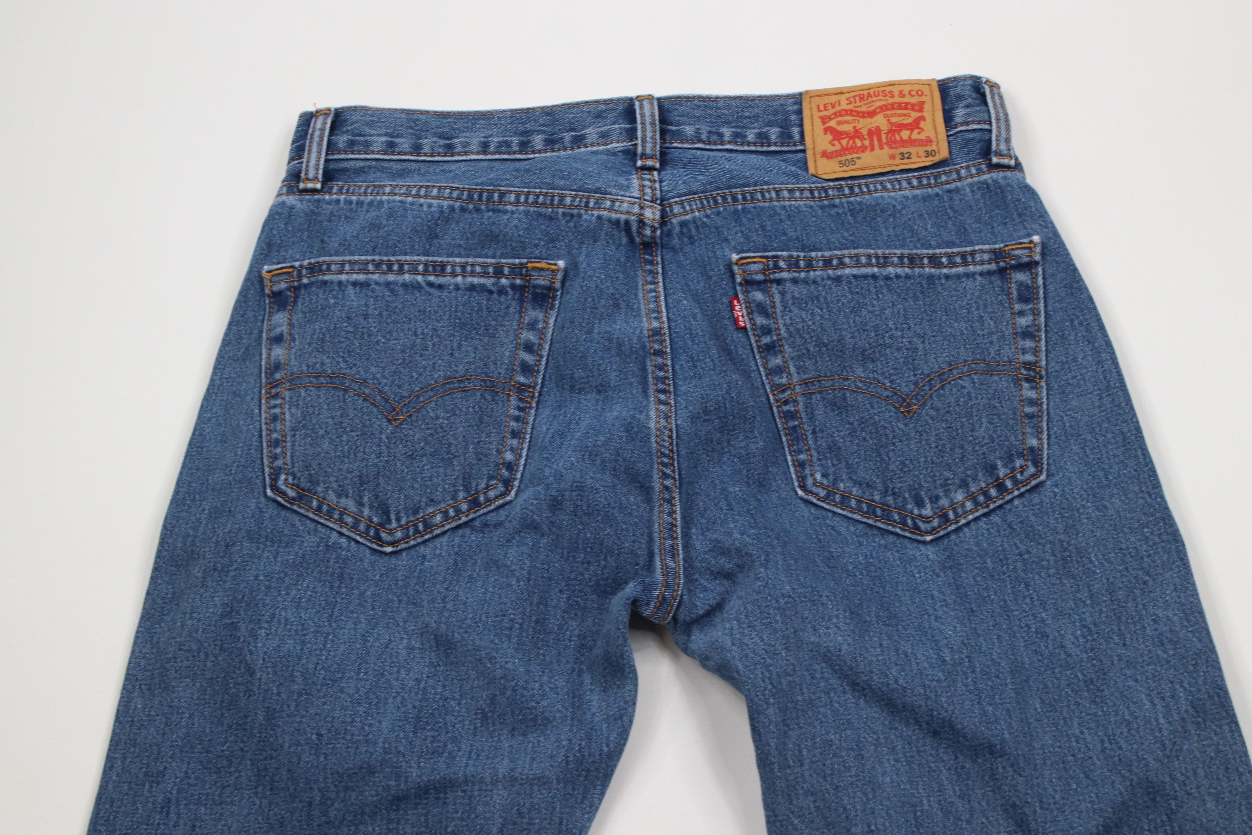 Levi's × Vintage Vintage Y2K Levis 505 Regular Fit Denim Jeans Blue Cotton Size US 32 / EU 48 - 11 Thumbnail