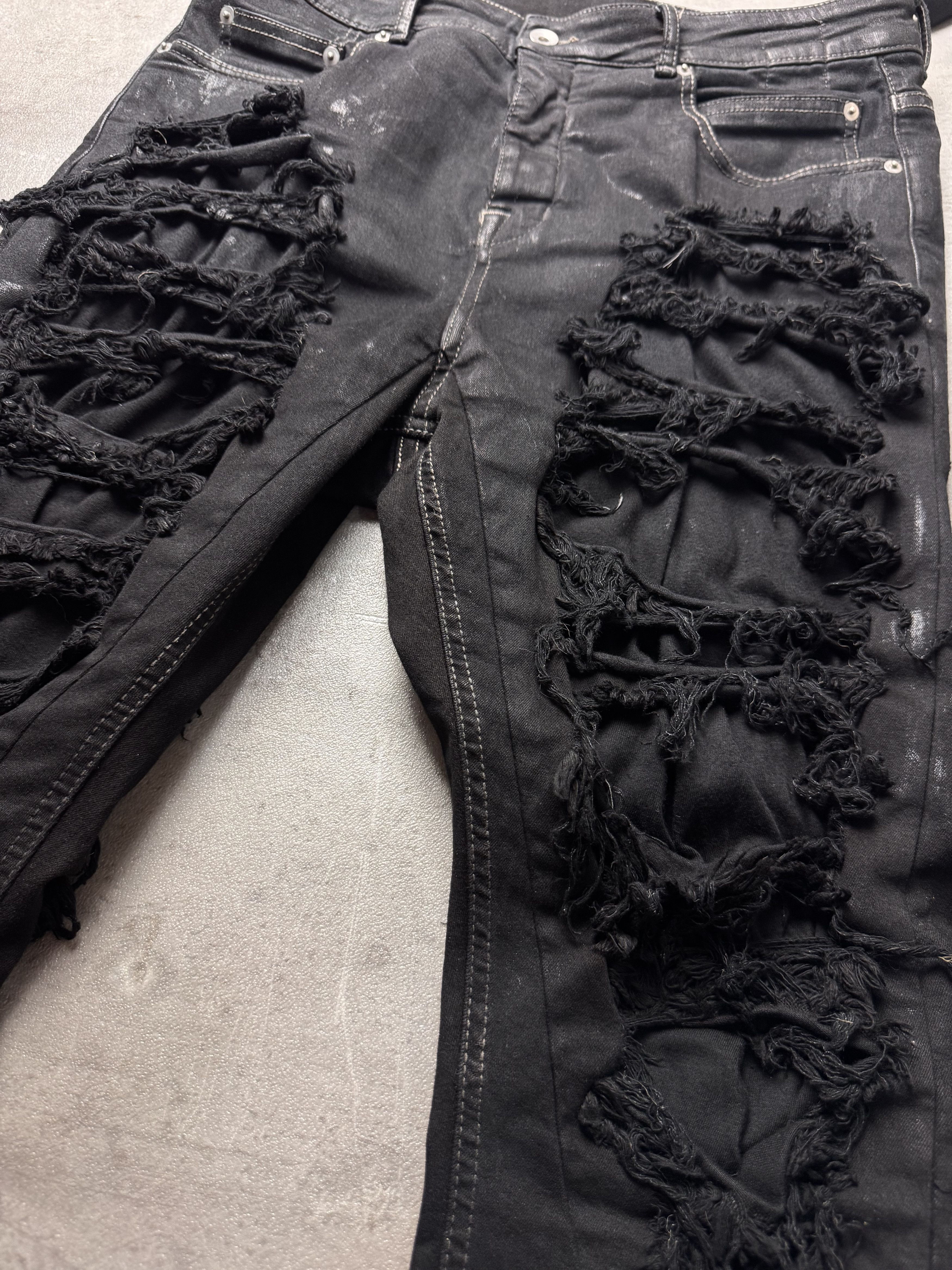 Rick Owens RICK OWENS DRKSHDW Slashed Detroit Cut Jeans in Black Size US 32 / EU 48 - 14 Thumbnail