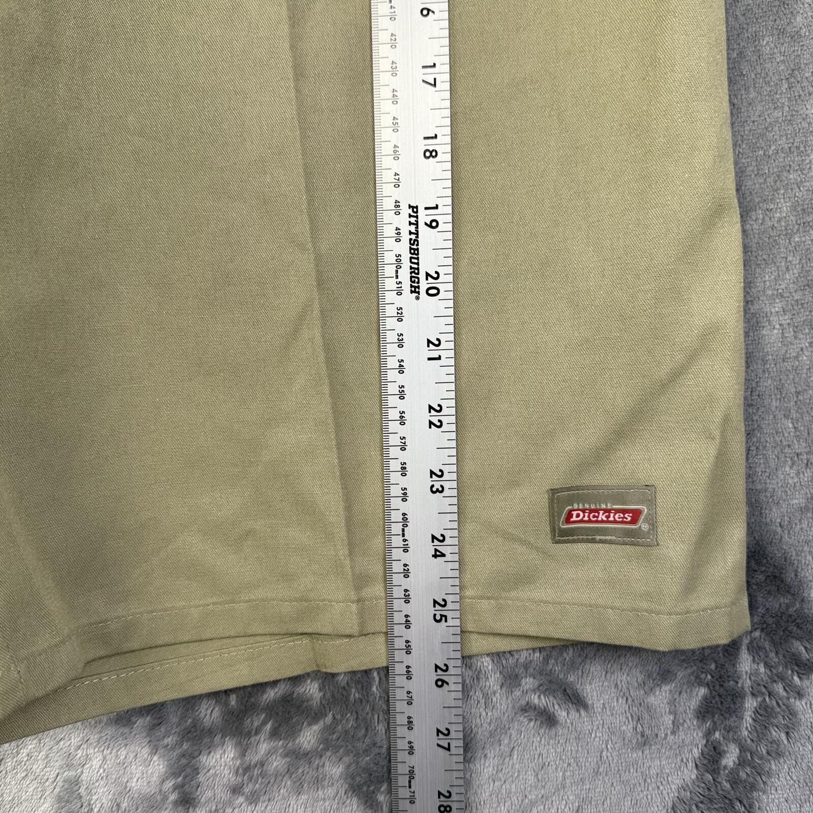 Dickies Dickies Men's loose Fit Multi-Use Pocket Work Shorts Size US 34 / EU 50 - 7 Thumbnail