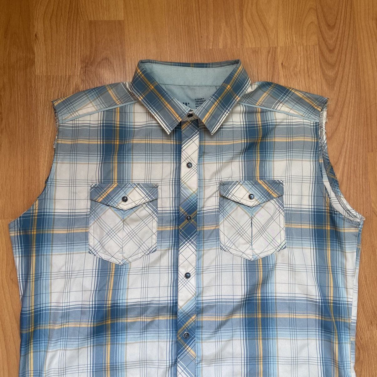 Kuhl Kuhl Men’s Eluxur Plaid Button Up Cut Off Shirt Size Small Size US S / EU 44-46 / 1 - 3 Thumbnail