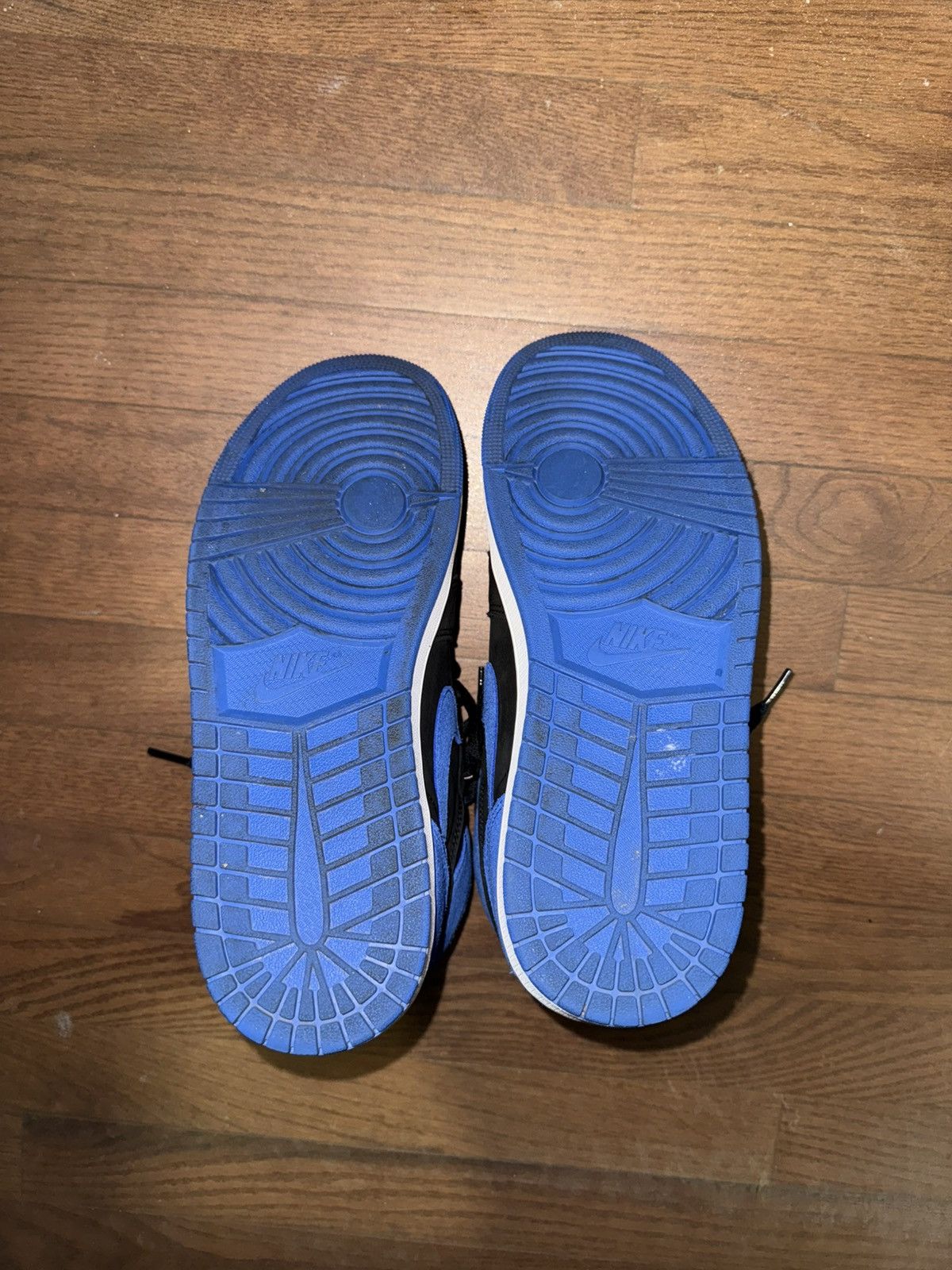 Jordan Brand Jordan 1 Royal Reimagined Size US 11 / EU 44 - 4 Thumbnail