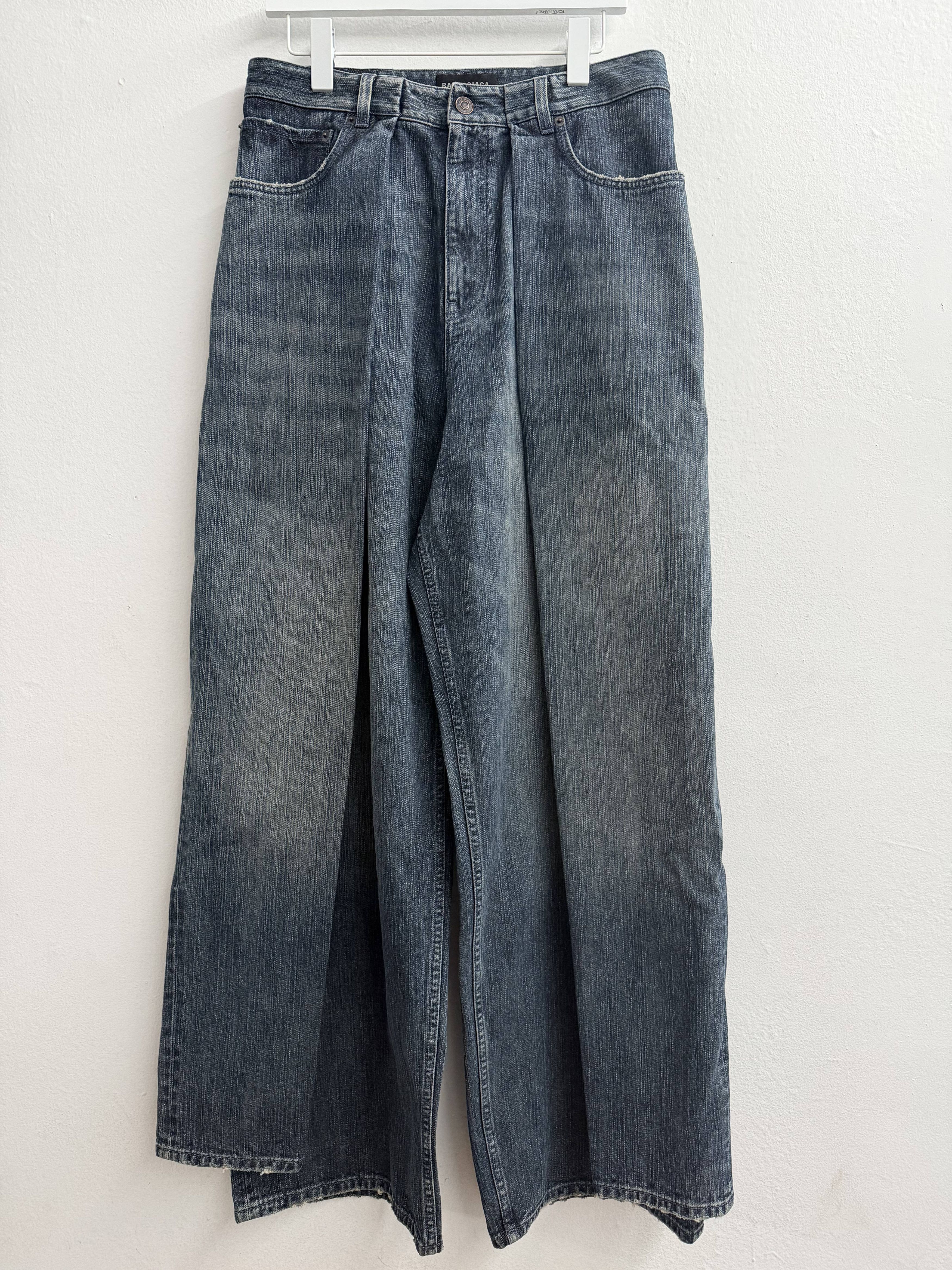 Balenciaga Balenciaga Patched Pocket Baggy Jeans | Grailed