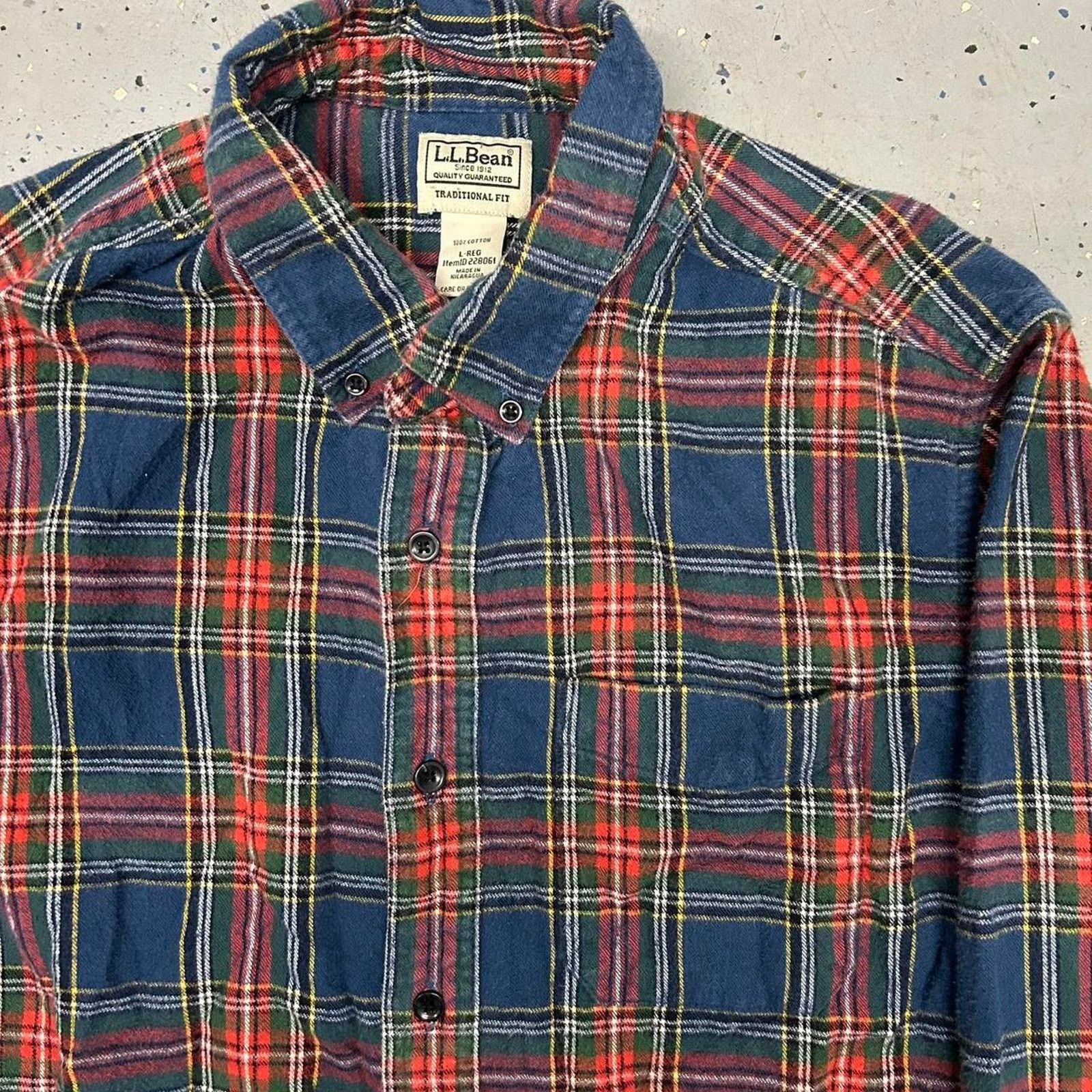 L.L. Bean VTG/Y2K Navy blue L.L.Bean Flannel button-up shirt Size US L / EU 52-54 / 3 - 2 Thumbnail