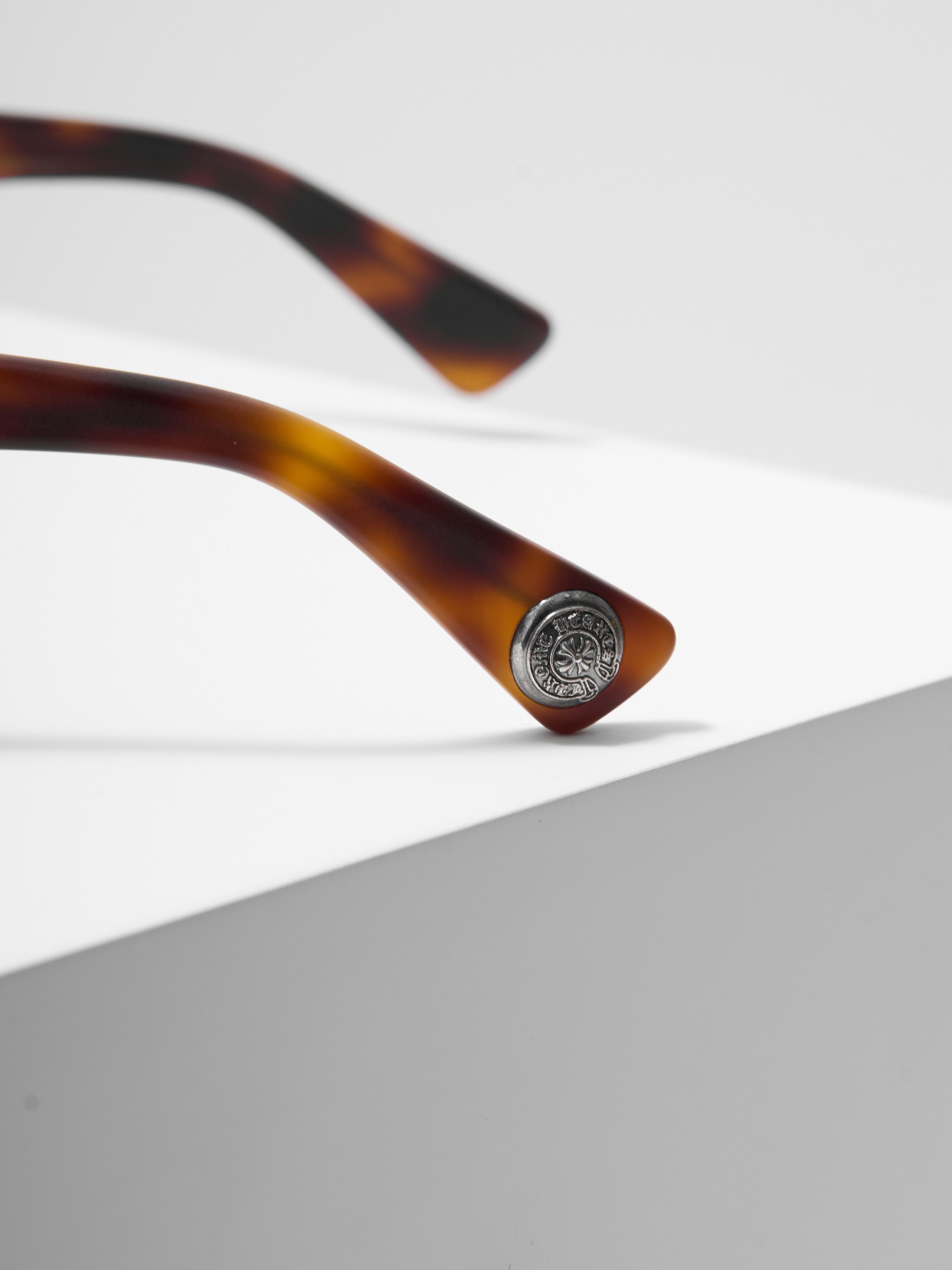 Chrome Hearts CHROME HEARTS INFLATABLE DATE-A MATTE BUTTERSCOTCH TORTOISE Size ONE SIZE - 4 Thumbnail