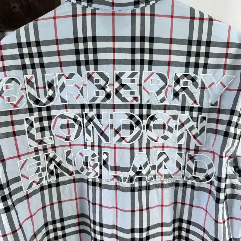Burberry Burberry Women's Light Blue Check Shirt. Size S / US 4 / IT 40 - 2 Thumbnail