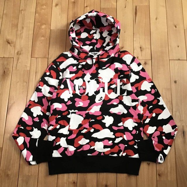 Bape × Vogue BAPE × VOGUE BAPE CAMO pullover hoodie a bathing ape Size US S / EU 44-46 / 1 - 1 Thumbnail