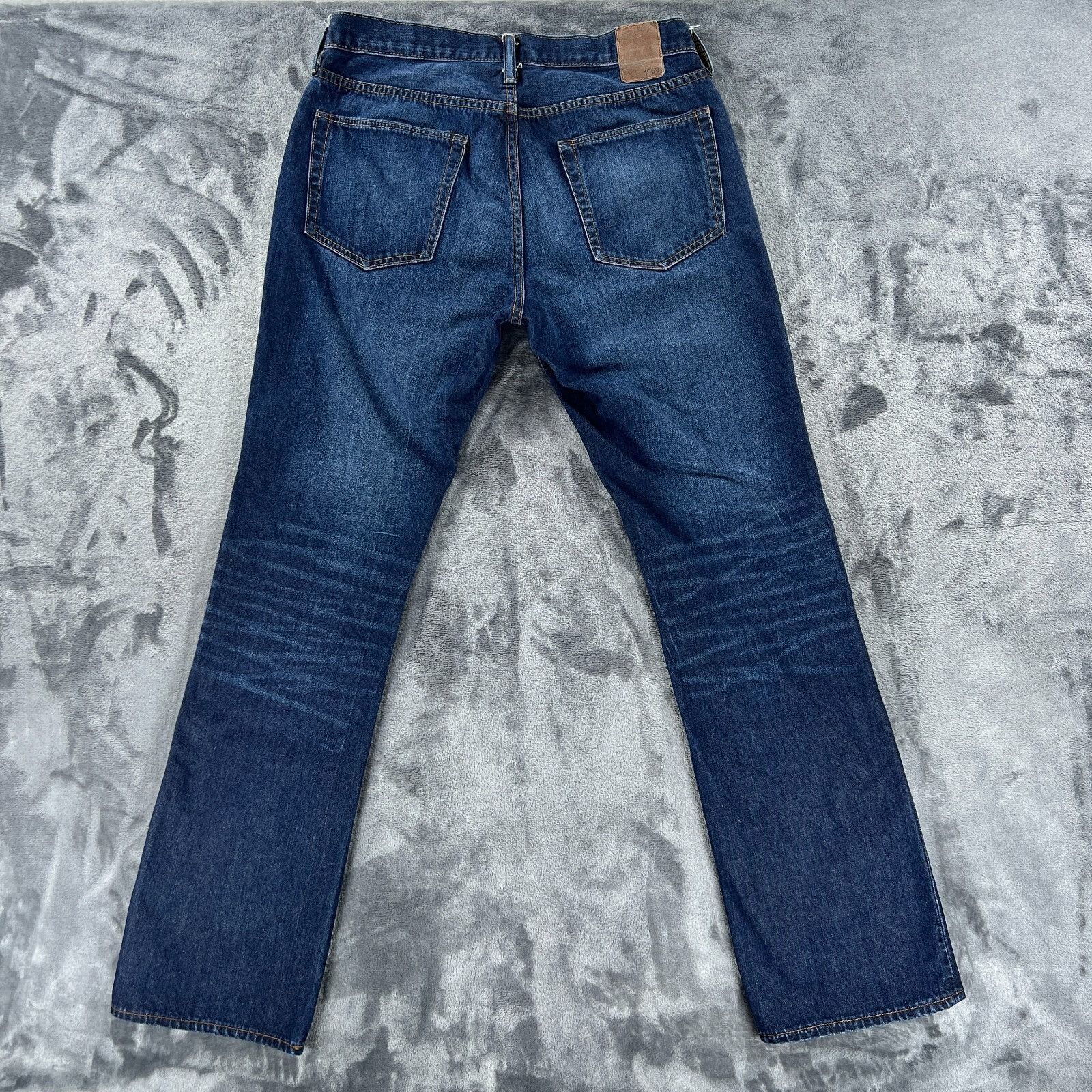 Gap Gap 1969 Jeans Men 32 x 32 Boot Cut Blue Denim Classic Vinta Size US 32 / EU 48 - 2 Thumbnail
