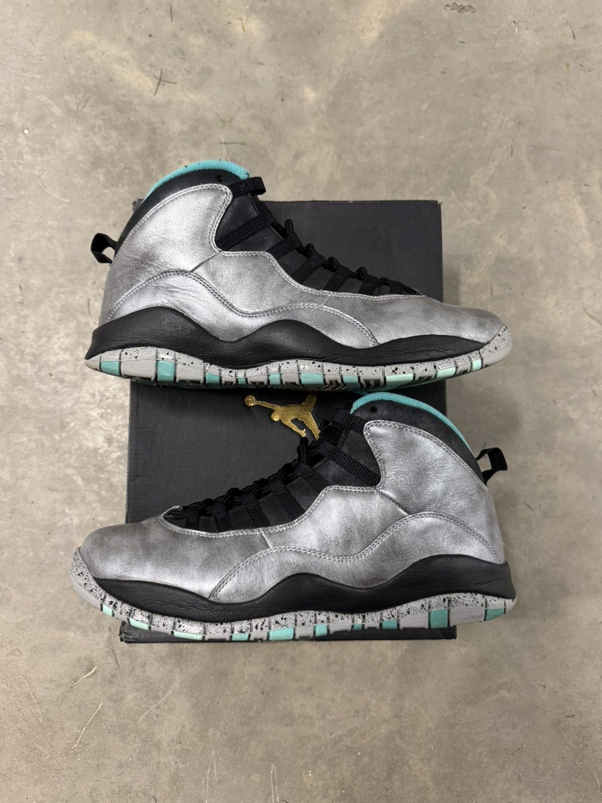 Jordan Brand Jordan 10 Retro Lady Liberty Size 10.5 Size US 10.5 / EU 43-44 - 2 Thumbnail