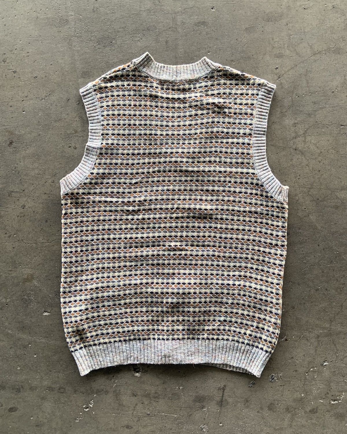 Japanese Brand × Missoni × Vintage Example By Missoni Vest Knitted Made In Italy Size US L / EU 52-54 / 3 - 6 Thumbnail