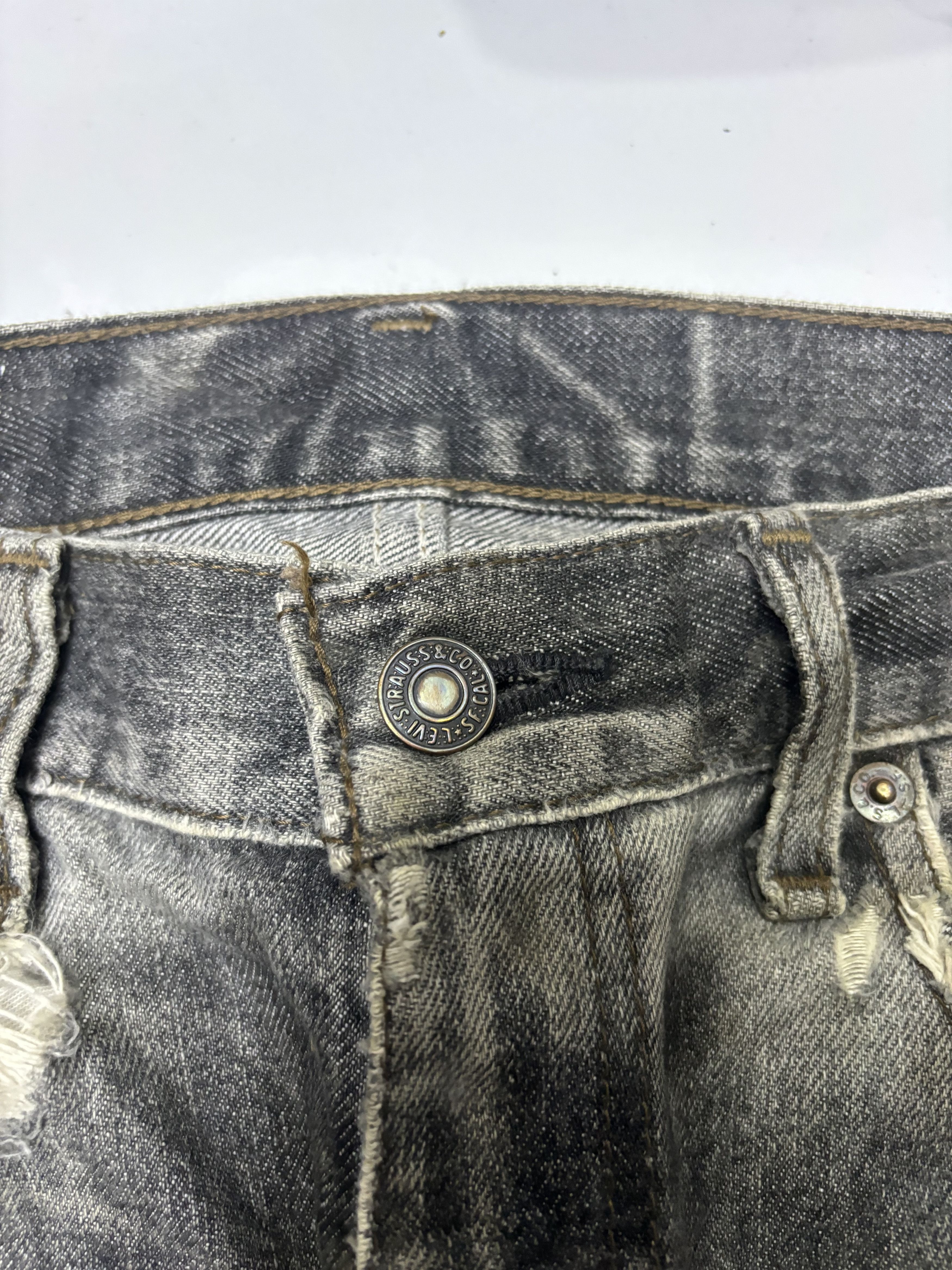 Levi's 🔥LEVIS 505 BLACK THRASH RIPS DENIM JEANS UNDERCOVER STYLE Size US 32 / EU 48 - 15 Thumbnail