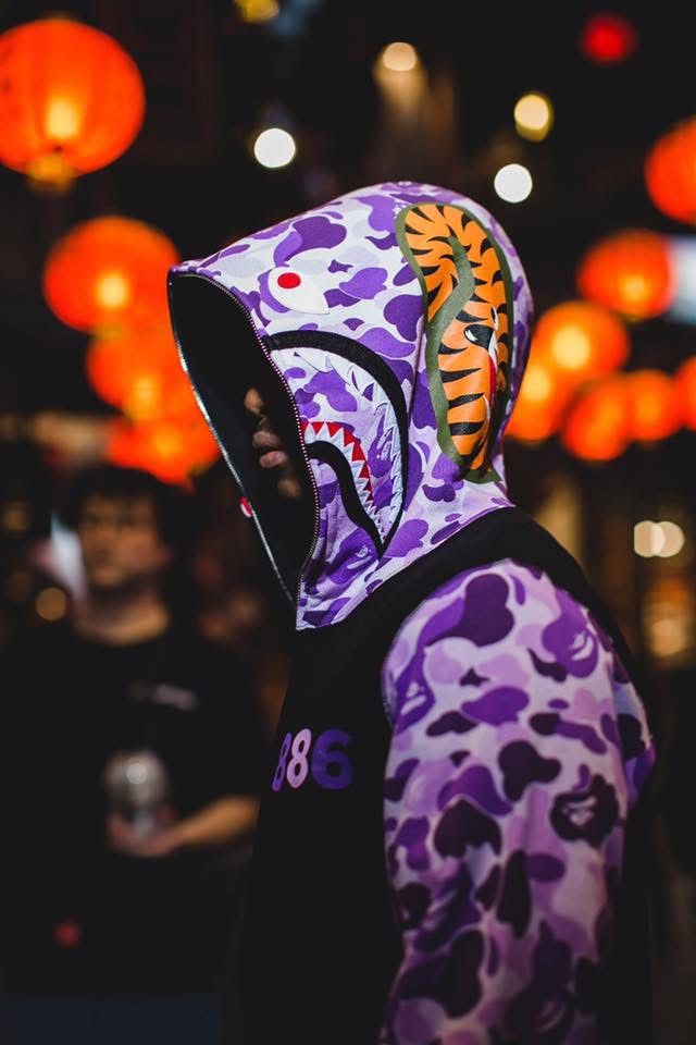 Bape A BATHING APE TAIPEI 13th Anniversary SHARK FULL ZIP HOODIE Size US L / EU 52-54 / 3 - 12 Thumbnail