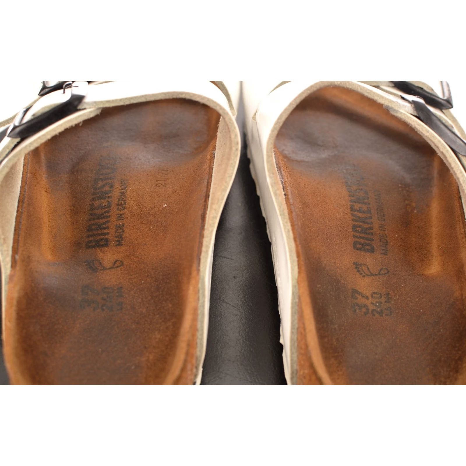 Birkenstock Birkenstock Arizona White Cork Sandals Slides Made in Germany Size EU 37 / US 6 / US Women 6? Size US 6 / IT 36 - 5 Thumbnail