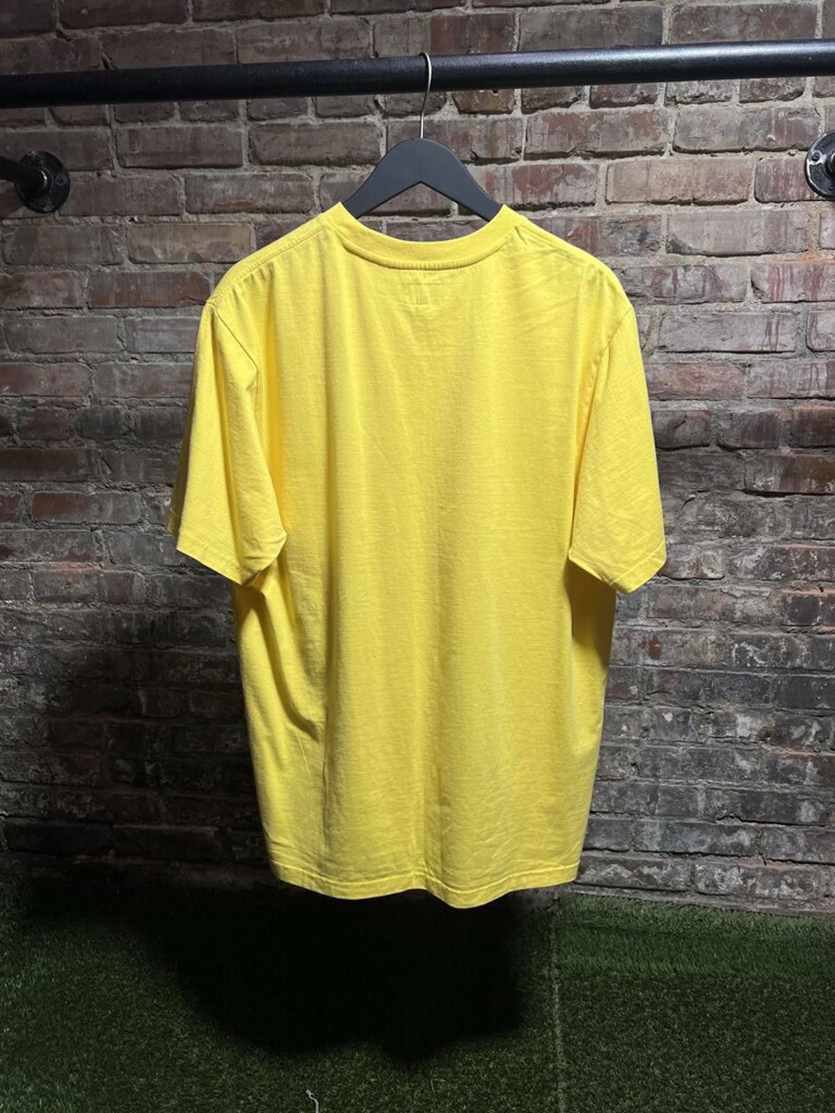 Supreme Supreme Small Box Logo Yellow Tee Sz. L Size US L / EU 52-54 / 3 - 2 Thumbnail