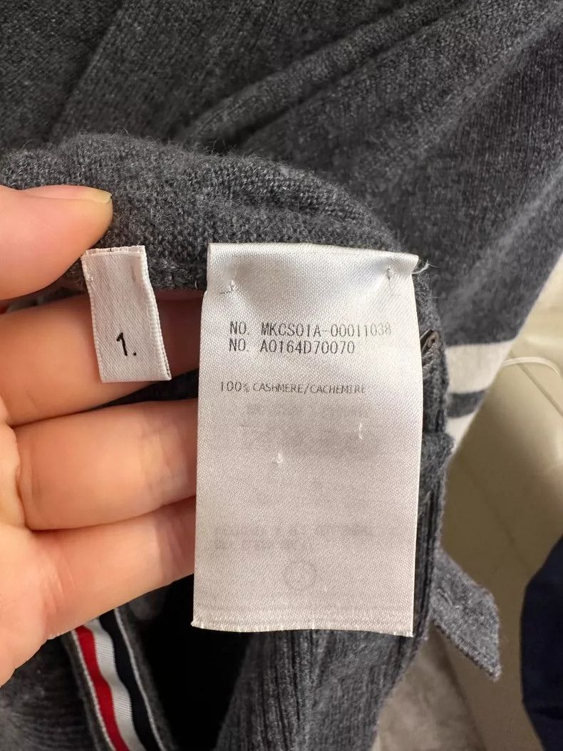 Thom Browne Thom Browne Classic cashmere cardigan Size US S / EU 44-46 / 1 - 4 Thumbnail