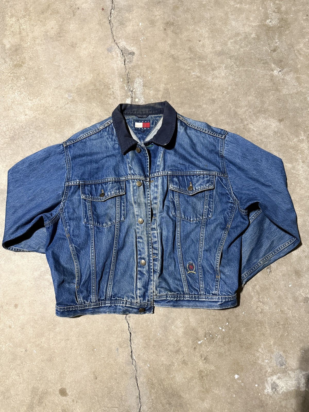 Tommy Hilfiger Tommy Hilfiger Jean Jacket Size US L / EU 52-54 / 3 - 1 Thumbnail