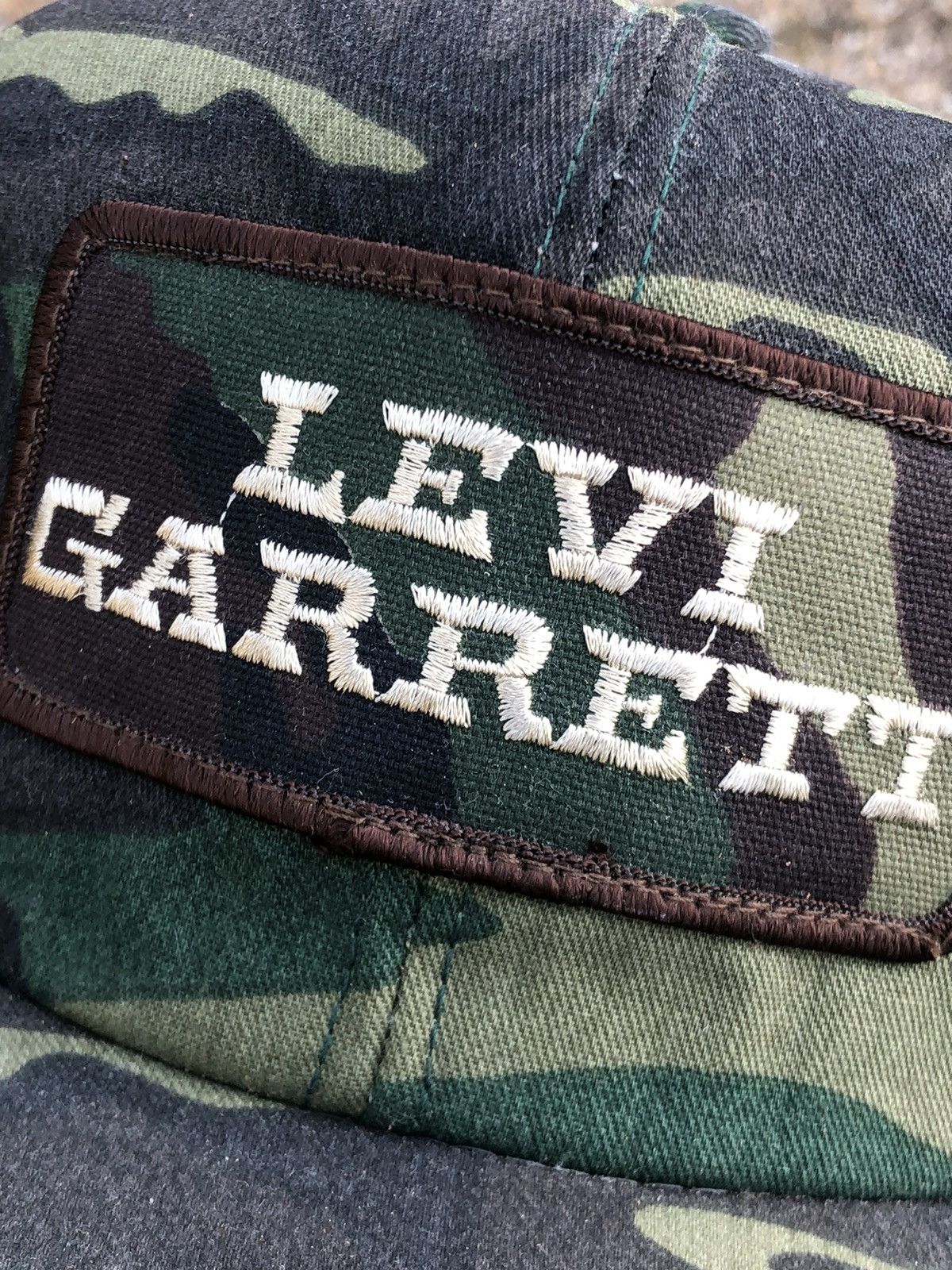 Vintage Vintage Levi Garrett Hat Cap Snap Back Camo Camouflage Patch Size ONE SIZE - 3 Thumbnail