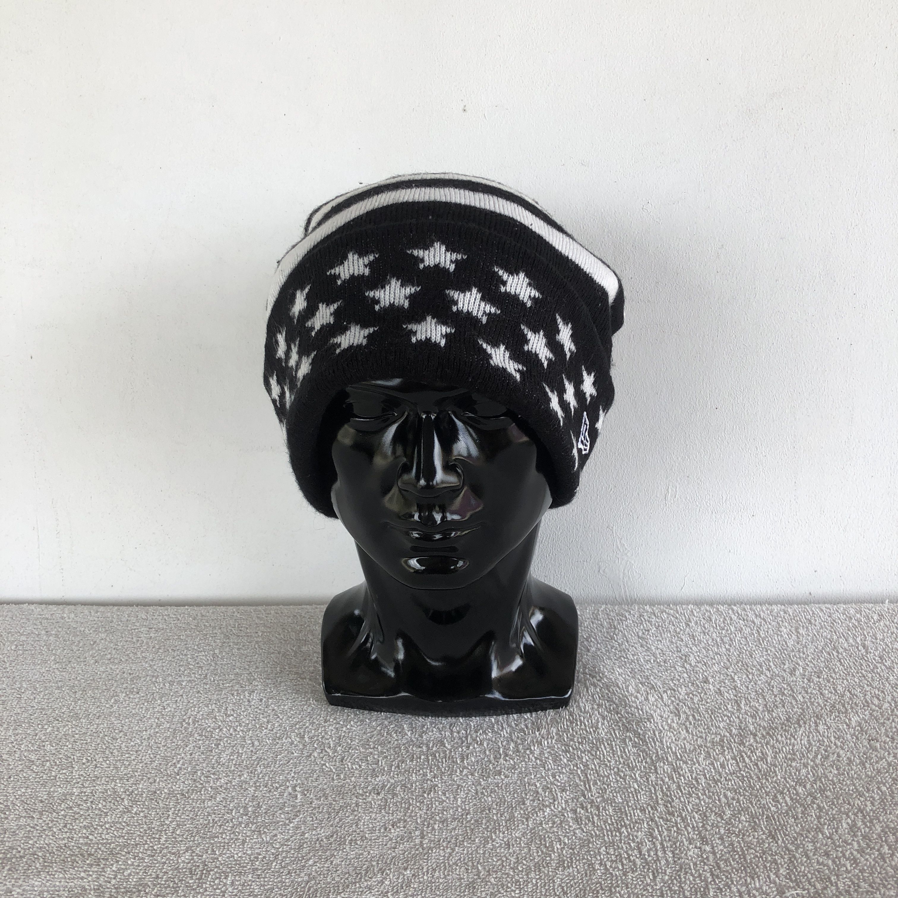 New Era Vintage Y2K New Era Beanie Star Pom Pom Snow Caps Hats Size ONE SIZE - 2 Thumbnail
