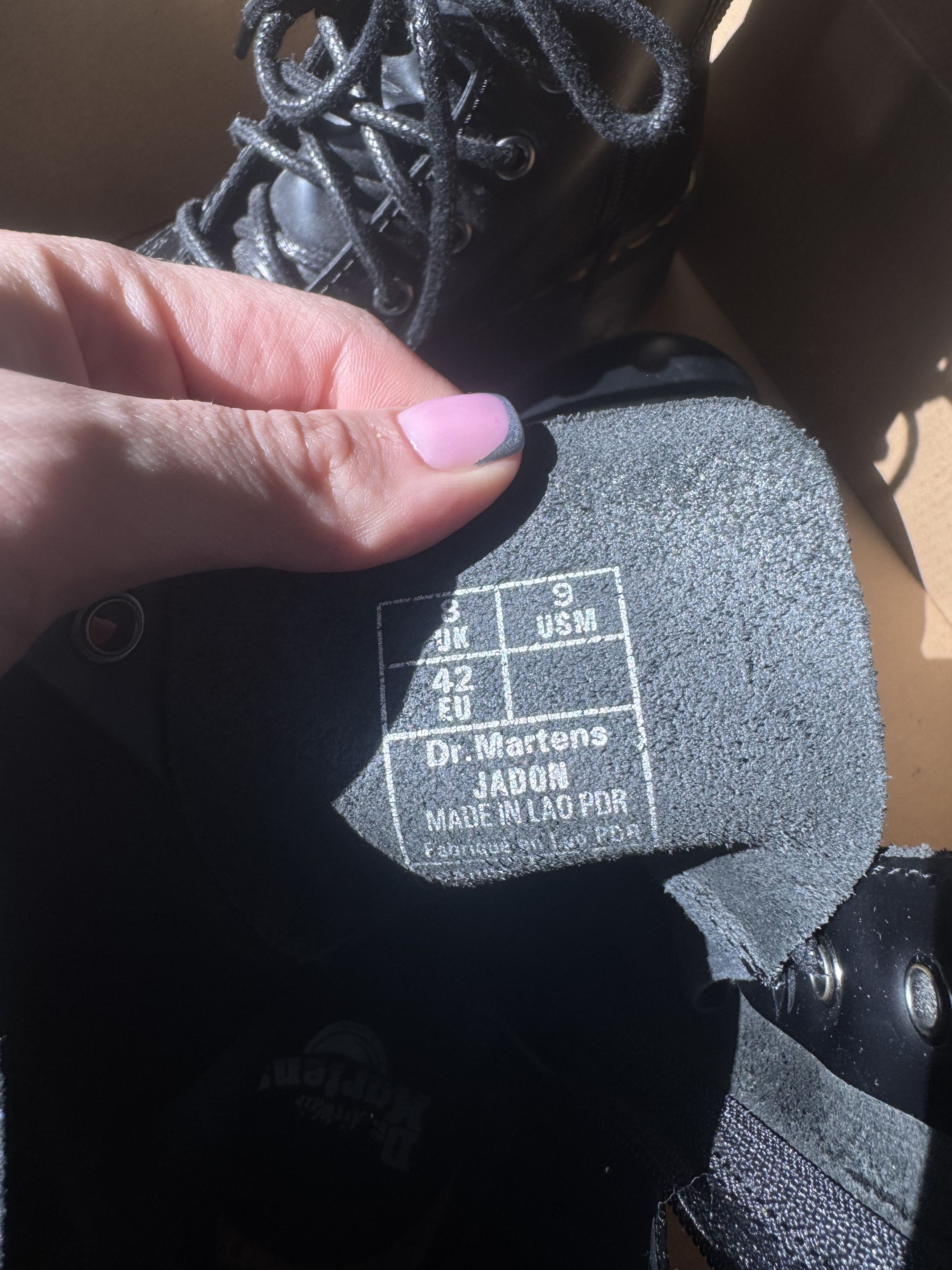 Dr. Martens Dr Martens Jadon Size US 9 / EU 42 - 4 Thumbnail