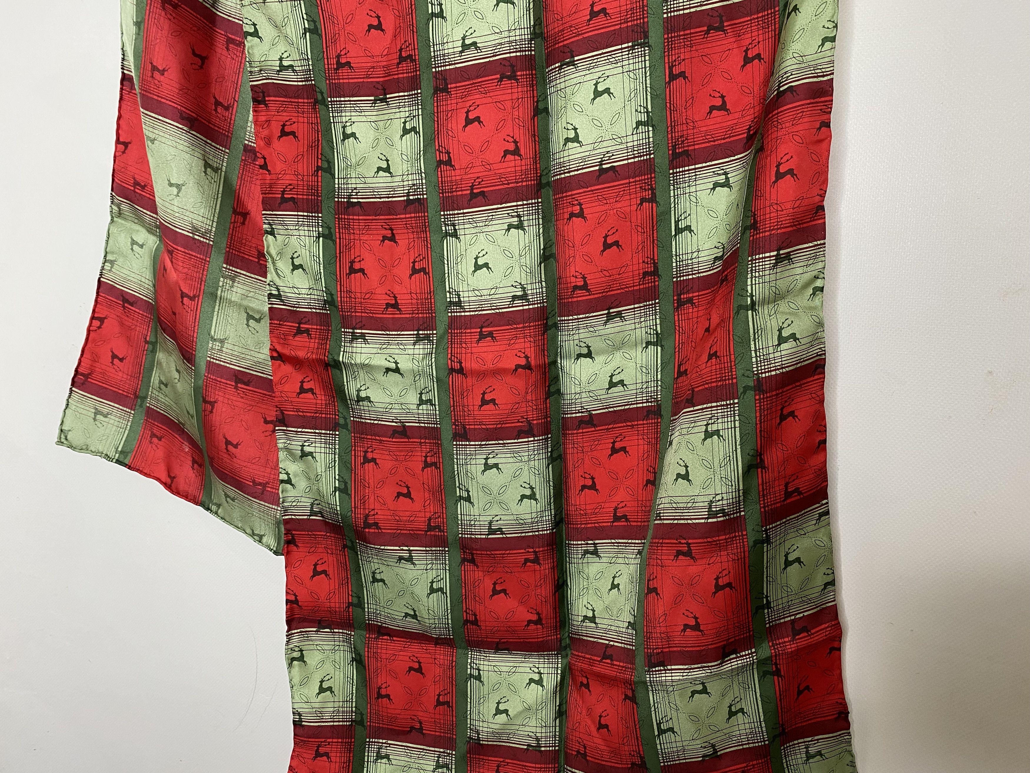 Vintage STRIESSNIG WIEN SILK SCARF POCKET SQUARE DEER PRINT Size ONE SIZE - 2 Thumbnail