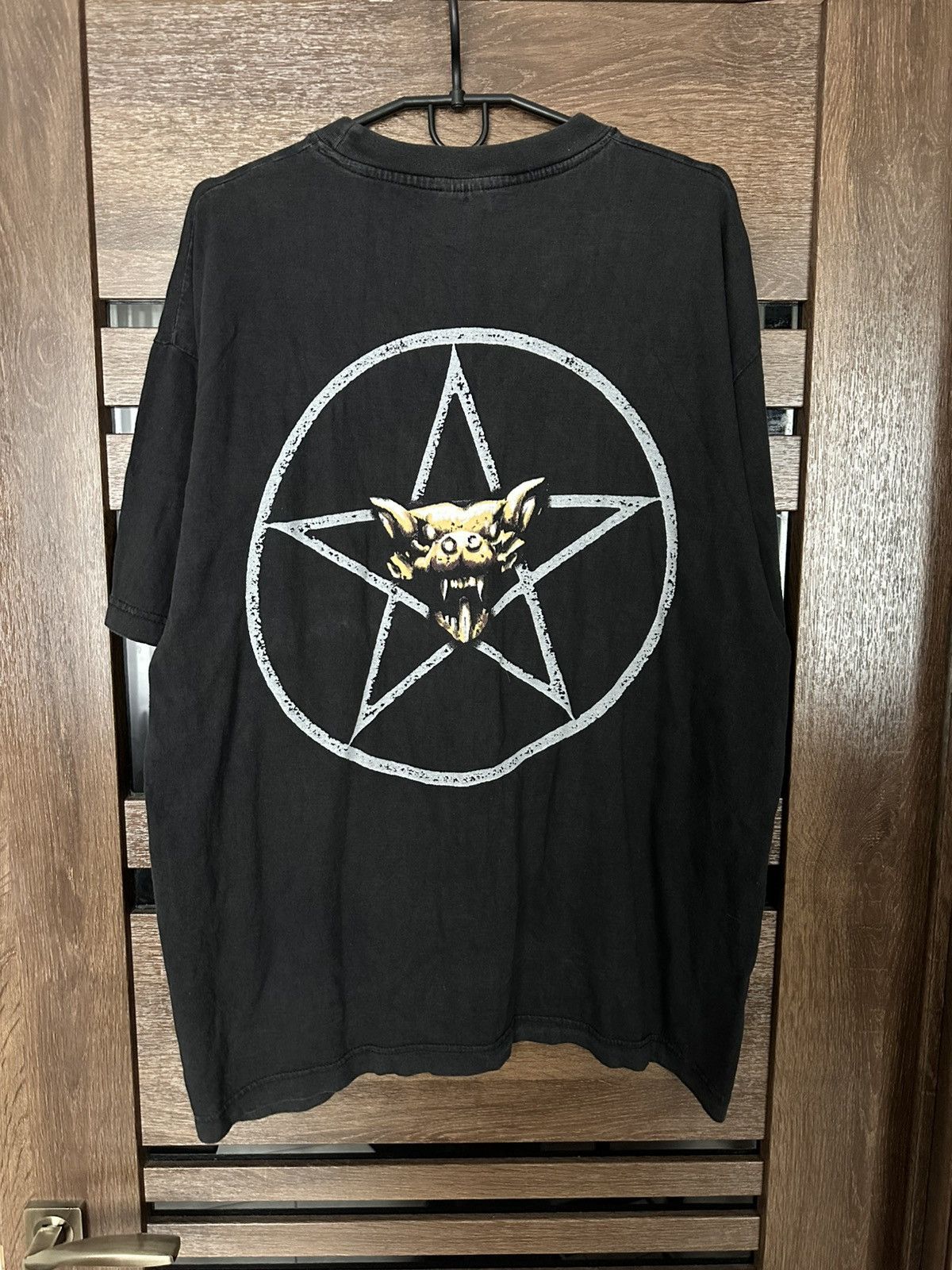 Band Tees Deliverance Satan Devil Vintage Band T-Shirt Tee 90s Spiral Size US XL / EU 56 / 4 - 7 Thumbnail