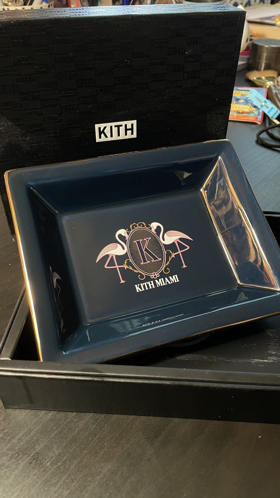 Kith Ceramic catch all tray Miami flamingo kith Size ONE SIZE - 1 Thumbnail