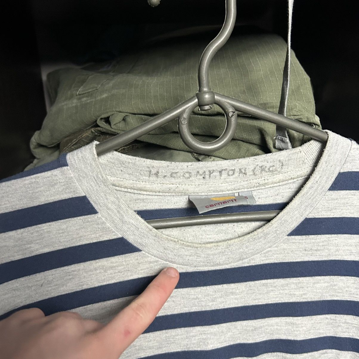 Carhartt Wip Vintage Carhartt wip small logo y2k opium tee size S Size US S / EU 44-46 / 1 - 5 Thumbnail